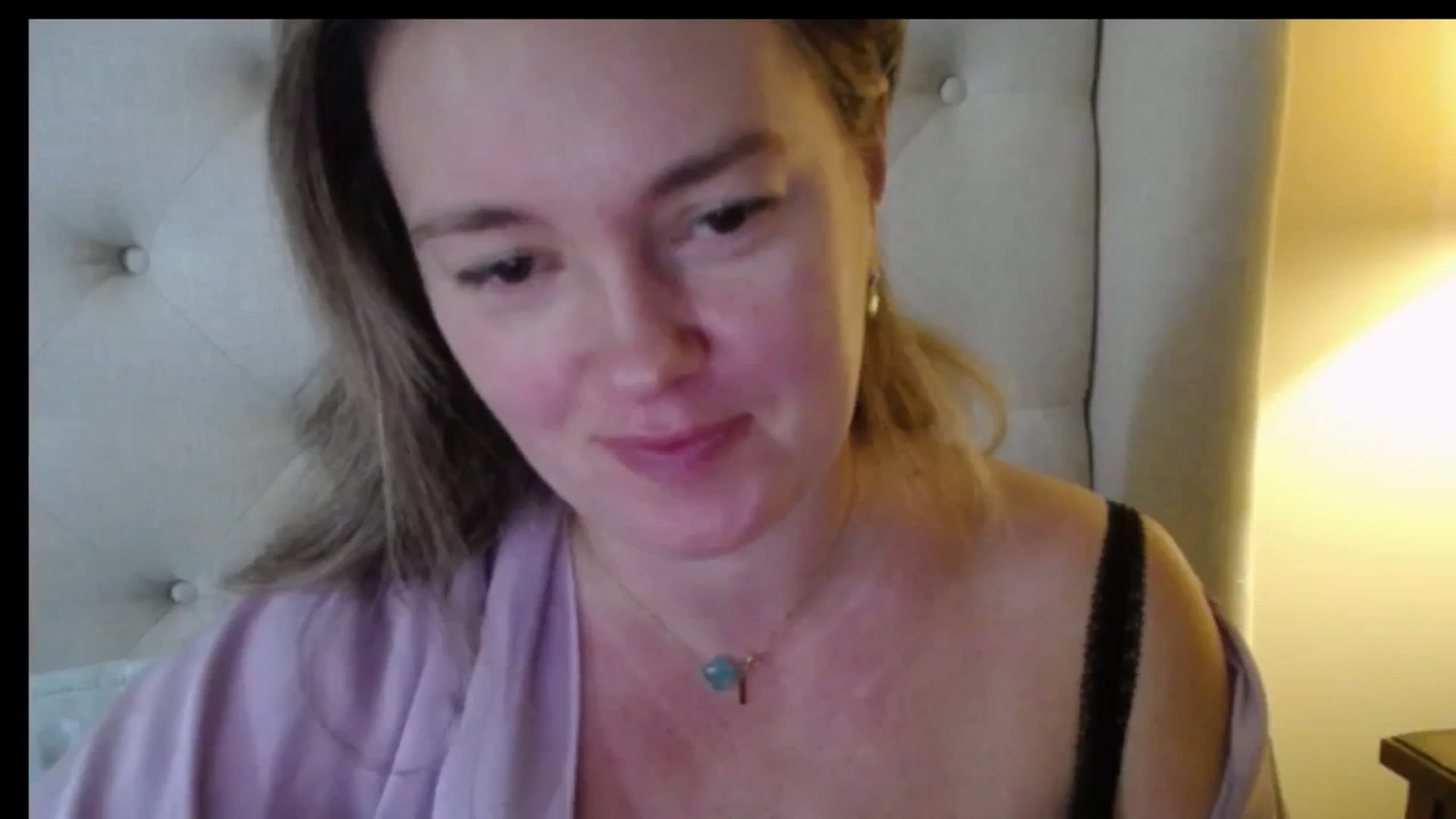 Gallery image thumbnail from J0llye's myfreecams stream on, 12/09/2025, 20:18 image 11 of 20