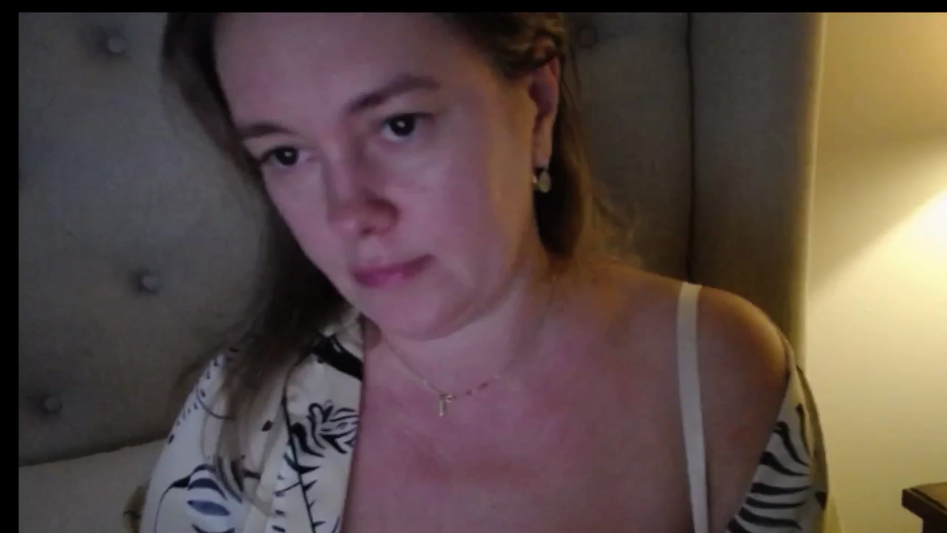 Gallery image thumbnail from J0llye's myfreecams stream on, 12/13/2025, 21:24 image 20 of 20