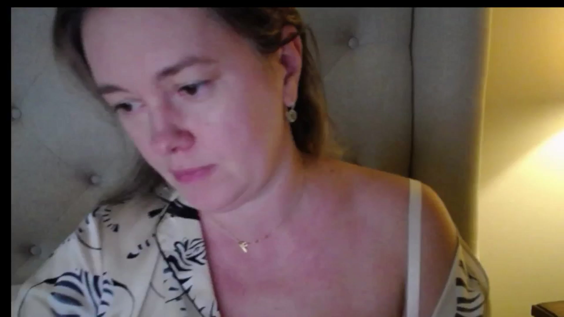 Gallery image thumbnail from J0llye's myfreecams stream on, 12/13/2025, 21:24 image 6 of 20