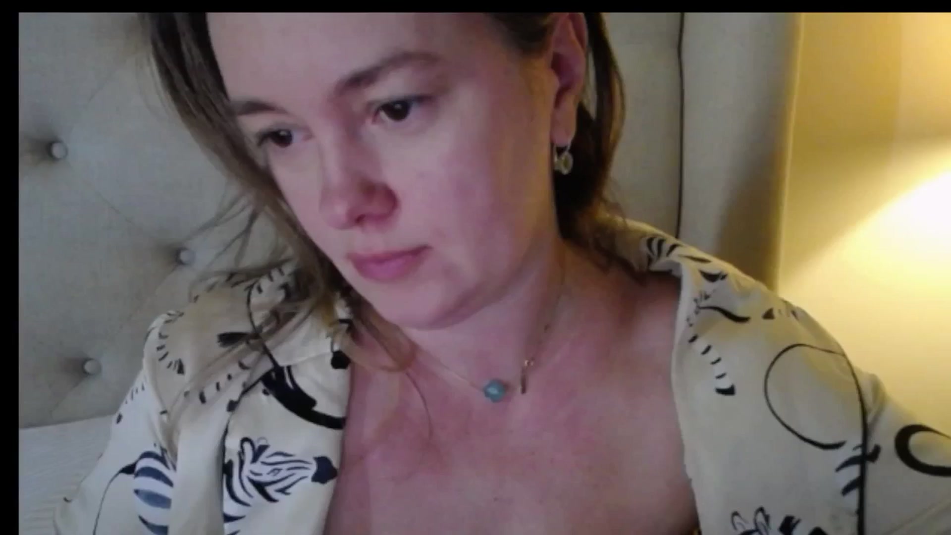 Gallery image thumbnail from J0llye's myfreecams stream on, 12/14/2025, 21:30 image 2 of 20