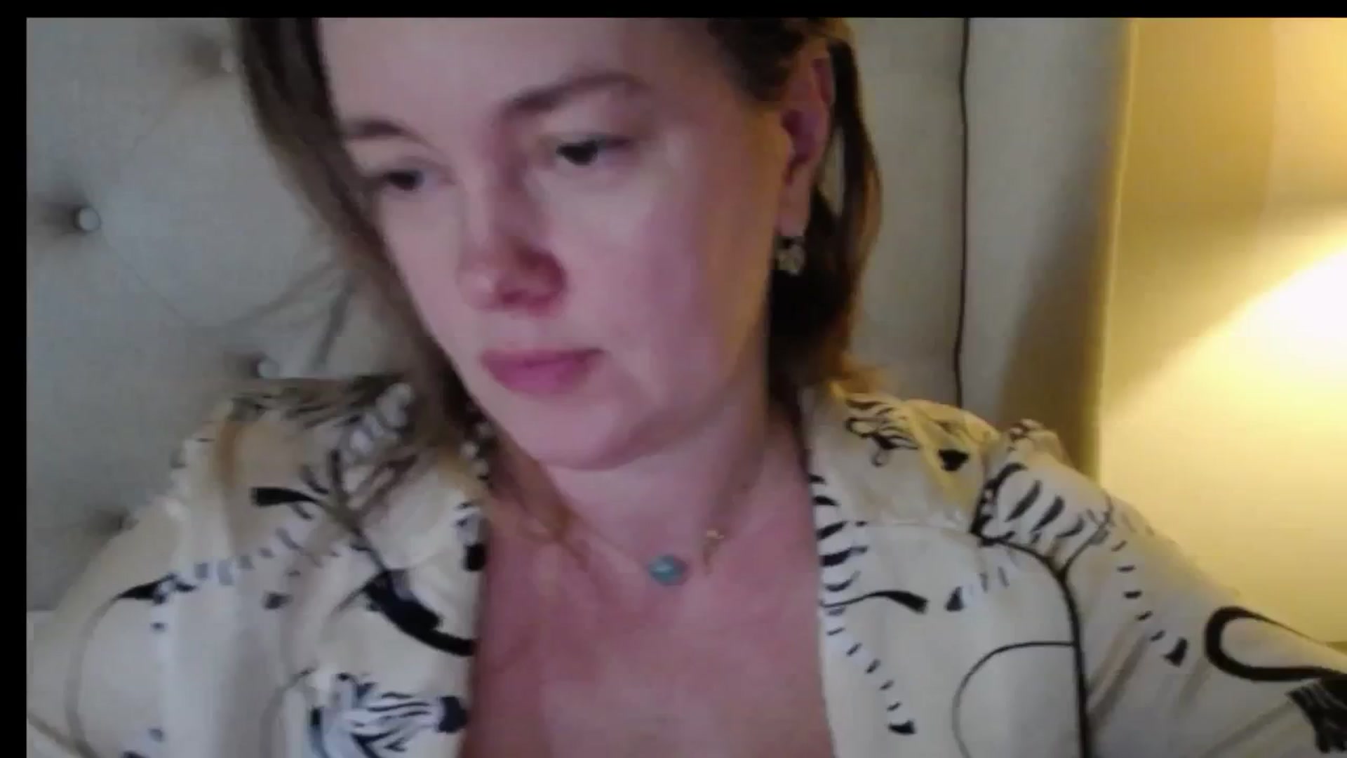 Gallery image thumbnail from J0llye's myfreecams stream on, 12/14/2025, 21:30 image 4 of 20