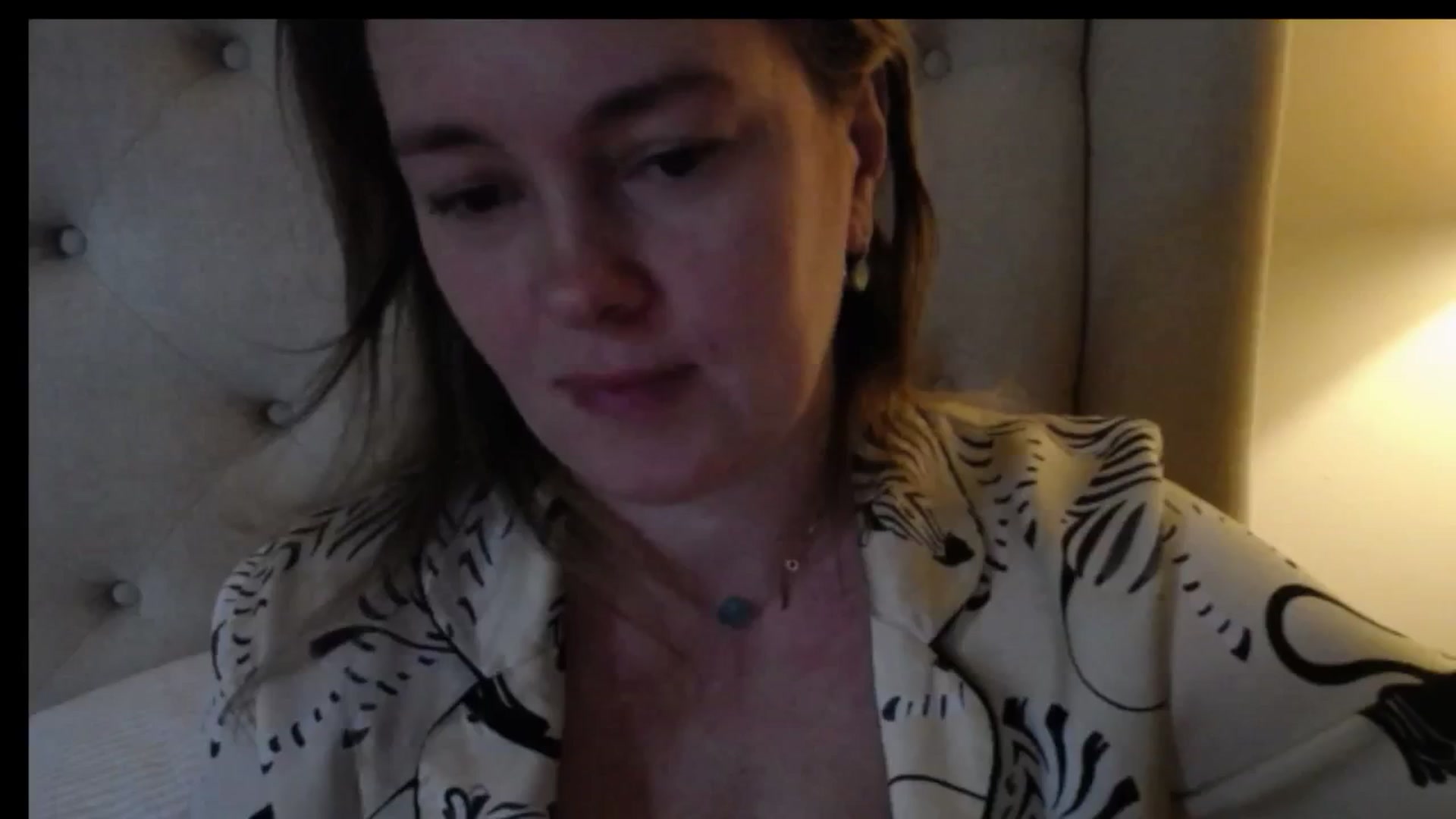 Gallery image thumbnail from J0llye's myfreecams stream on, 12/14/2025, 21:30 image 18 of 20
