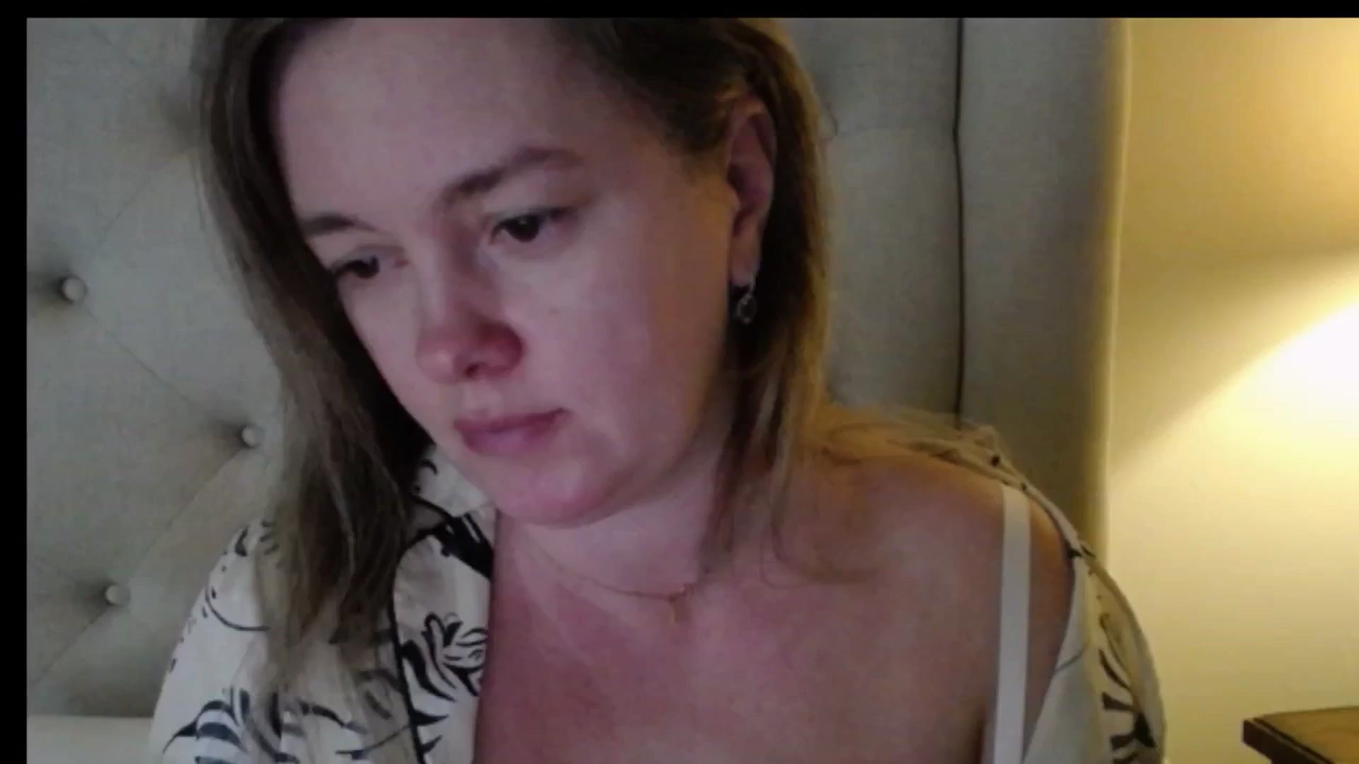 Gallery image thumbnail from J0llye's myfreecams stream on, 12/20/2025, 20:40 image 11 of 20