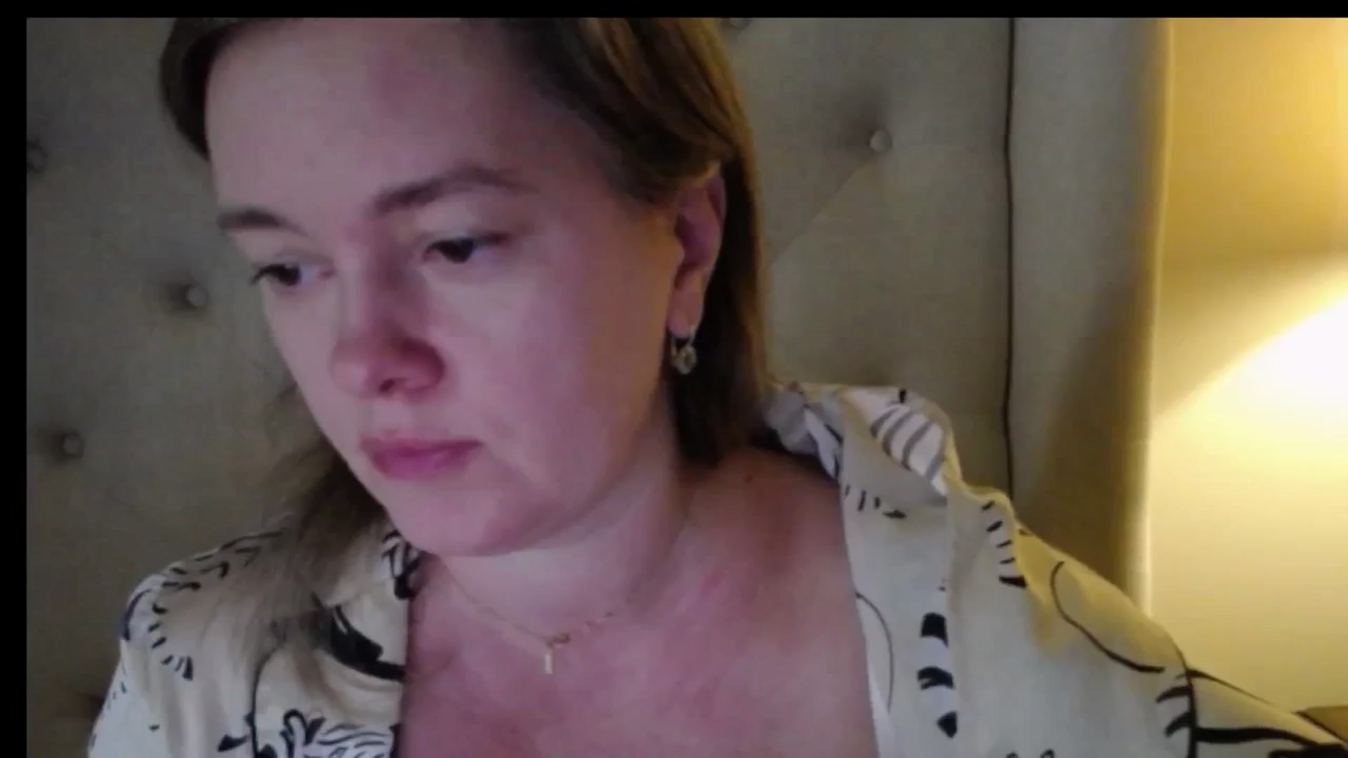 Gallery image thumbnail from J0llye's myfreecams stream on, 12/21/2025, 20:34 image 10 of 20