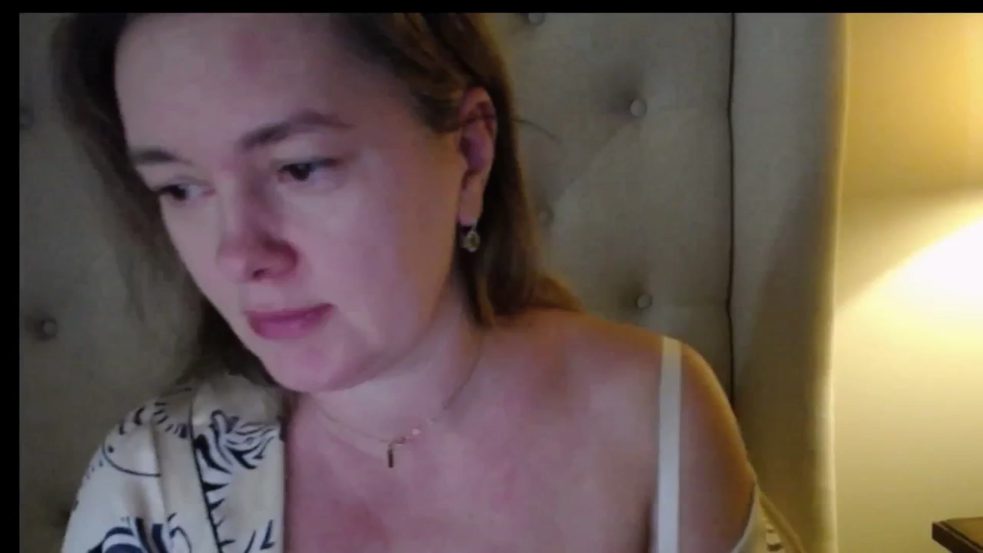 Gallery image thumbnail from J0llye's myfreecams stream on, 12/21/2025, 20:34 image 2 of 20