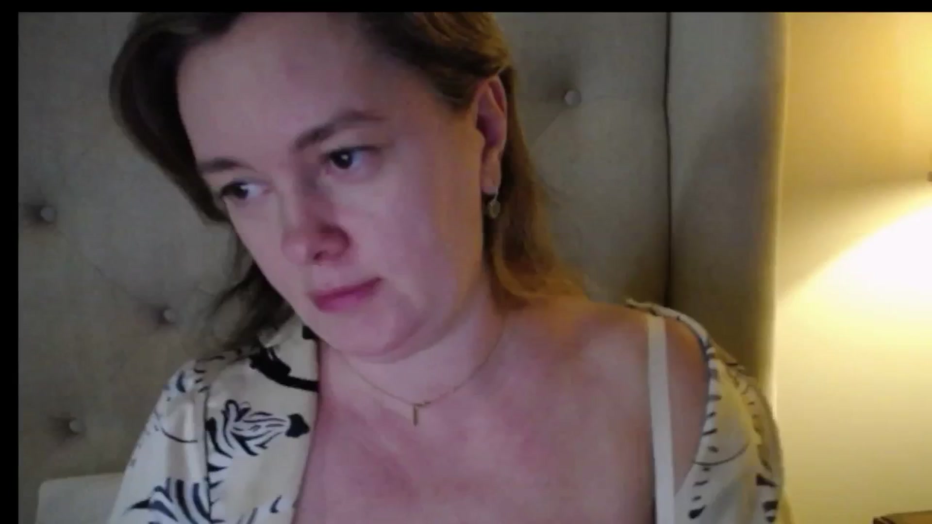 Gallery image thumbnail from J0llye's myfreecams stream on, 12/21/2025, 20:34 image 14 of 20