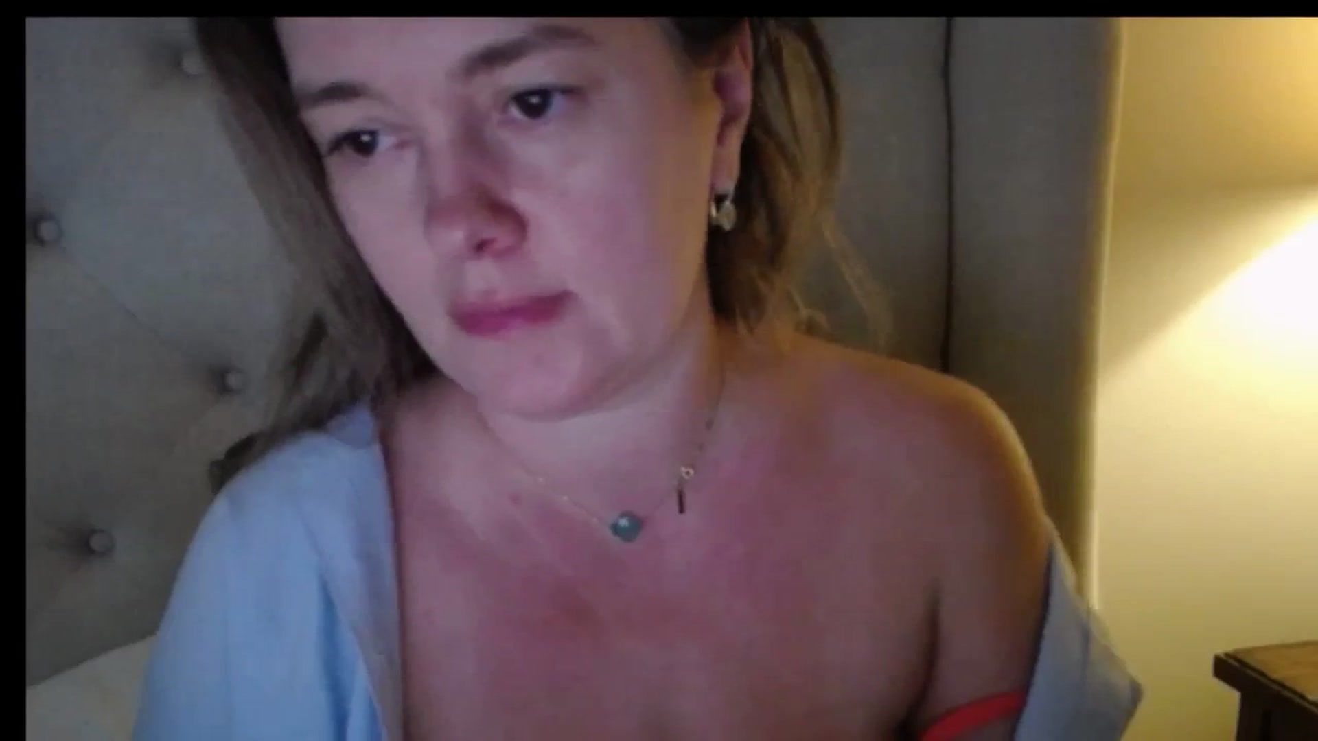 Gallery image thumbnail from J0llye's myfreecams stream on, 12/22/2025, 21:14 image 15 of 20