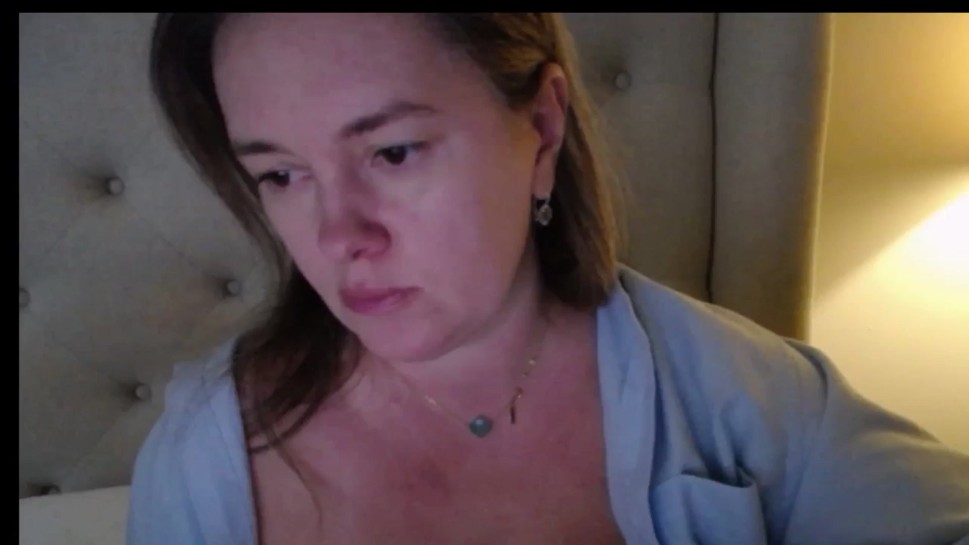 Gallery image thumbnail from J0llye's myfreecams stream on, 12/22/2025, 21:14 image 2 of 20