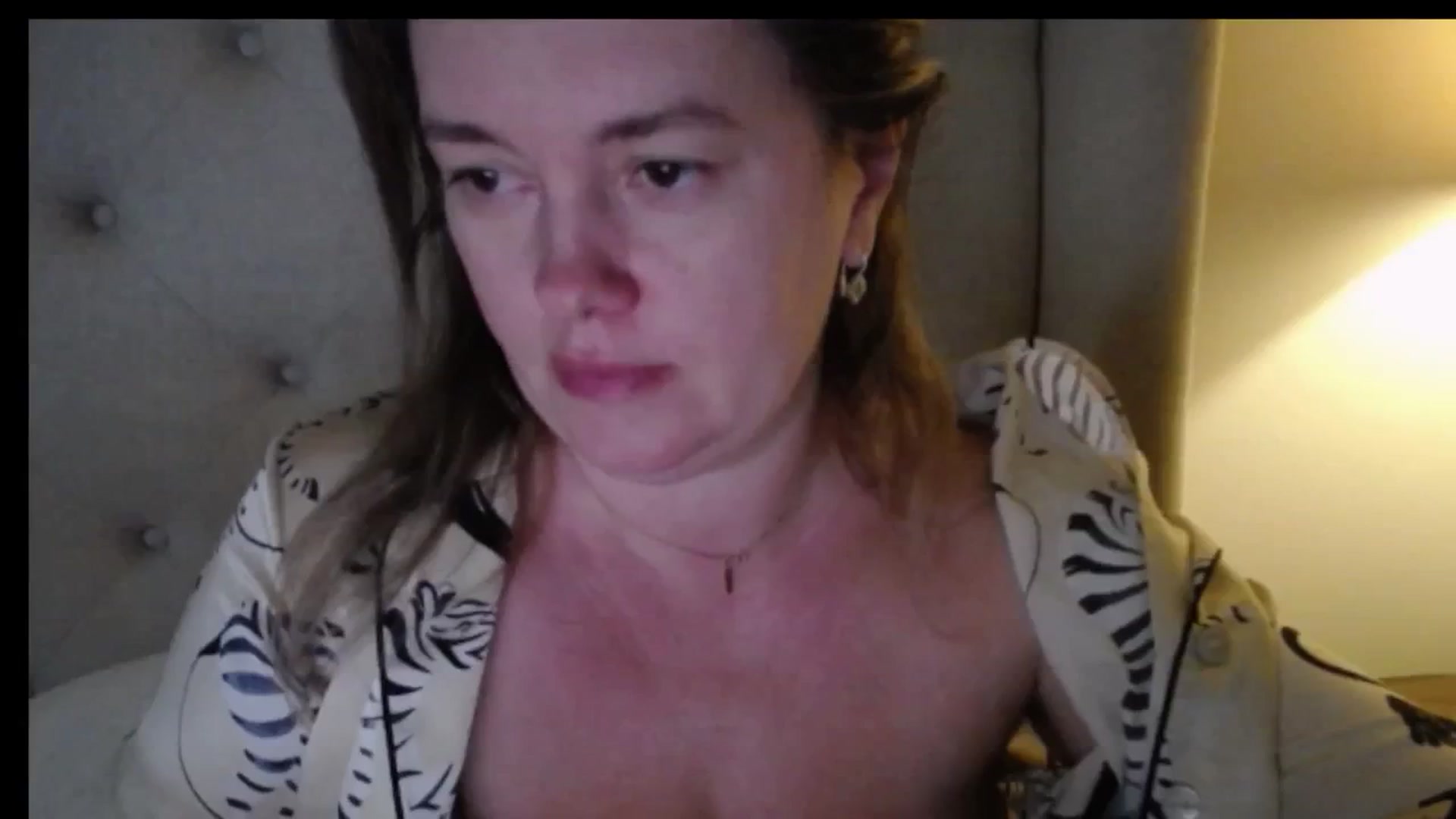 Gallery image thumbnail from J0llye's myfreecams stream on, 12/23/2025, 20:24 image 9 of 20
