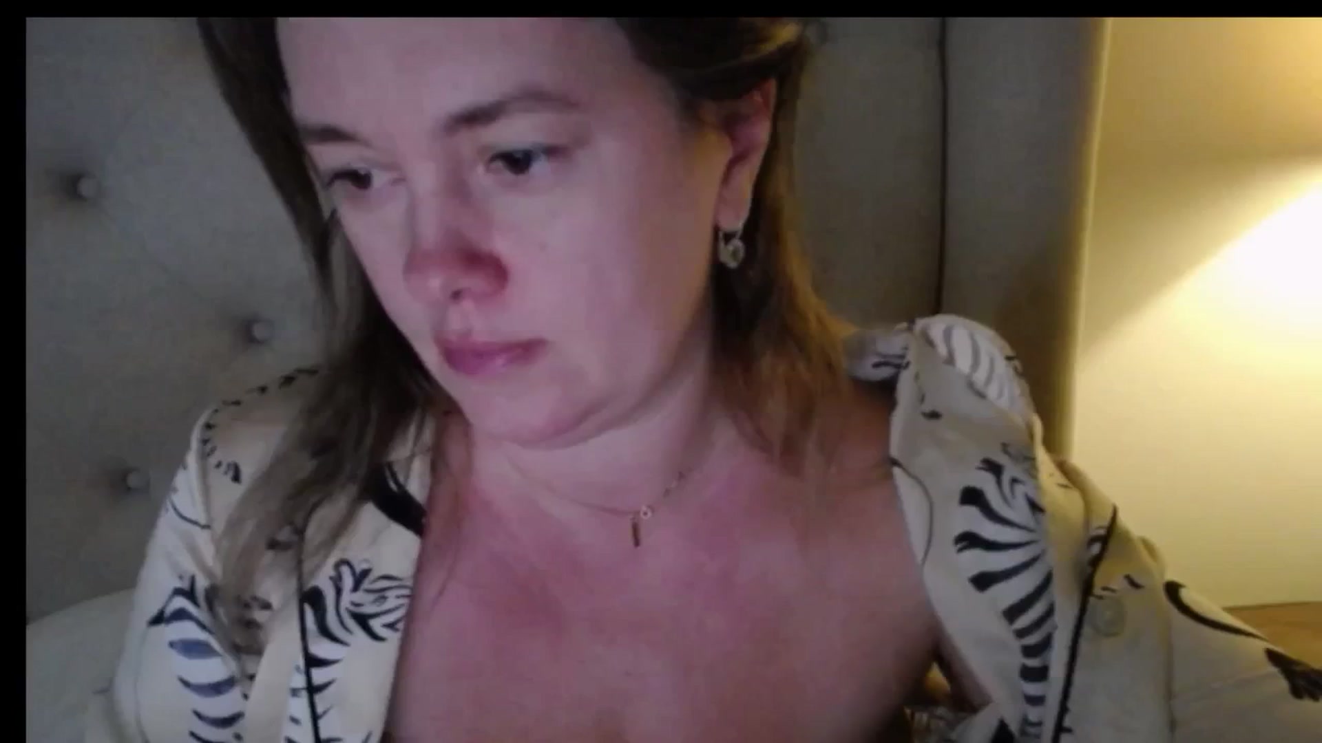 Gallery image thumbnail from J0llye's myfreecams stream on, 12/23/2025, 20:24 image 10 of 20