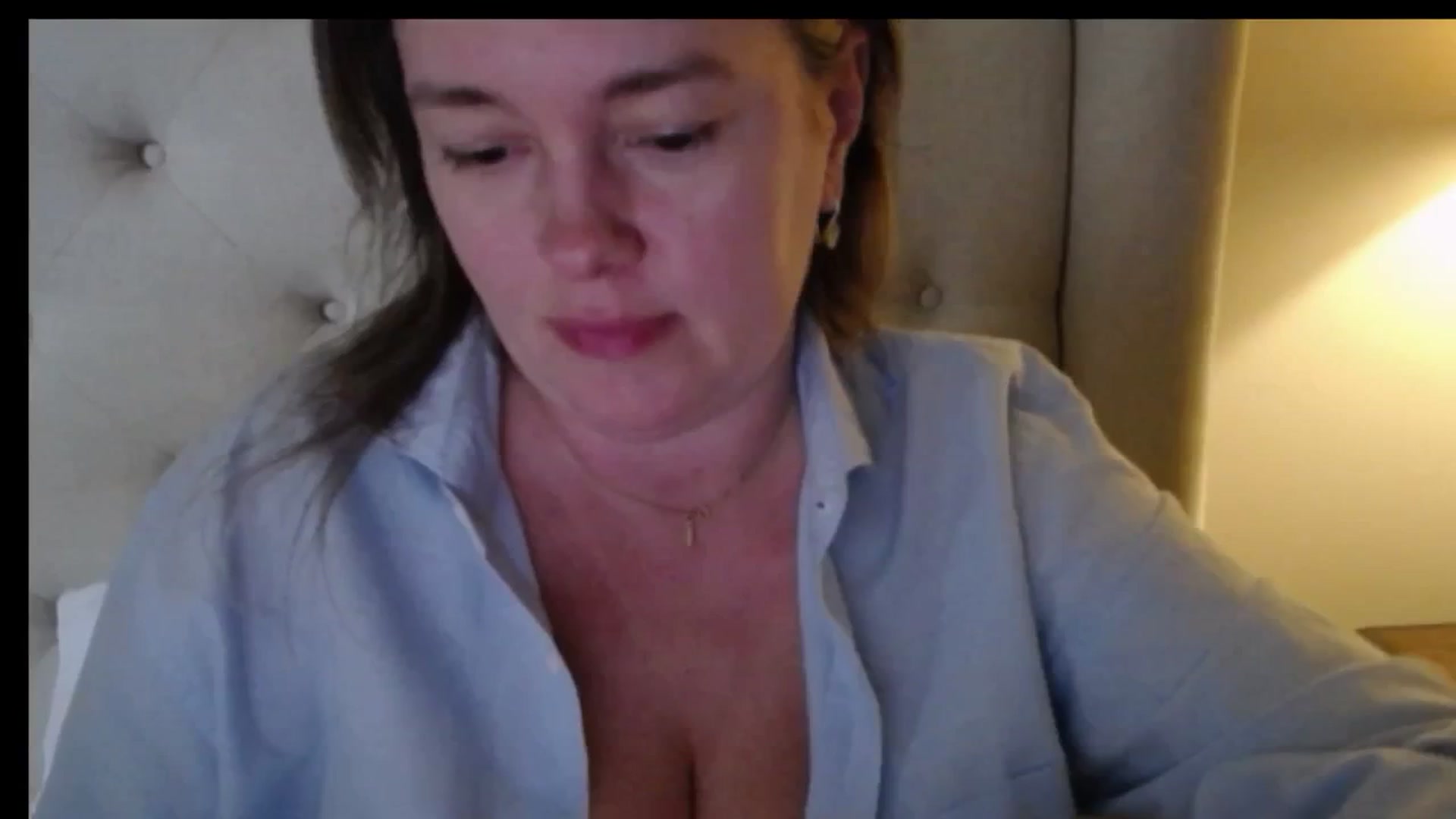 Gallery image thumbnail from J0llye's myfreecams stream on, 12/24/2025, 20:33 image 5 of 20