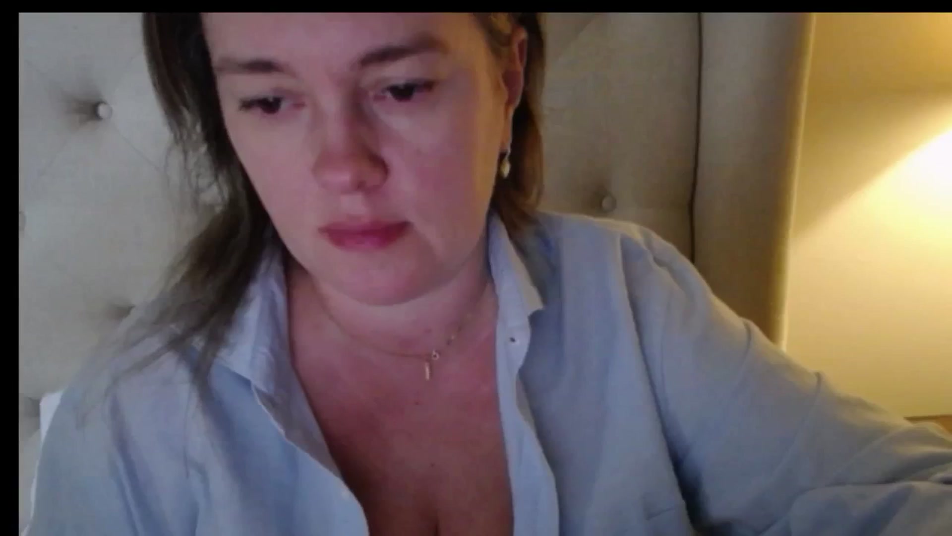 Gallery image thumbnail from J0llye's myfreecams stream on, 12/24/2025, 20:33 image 1 of 20