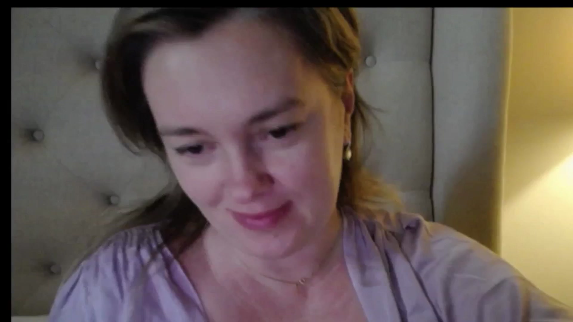 Gallery image thumbnail from J0llye's myfreecams stream on, 12/25/2025, 21:22 image 10 of 20
