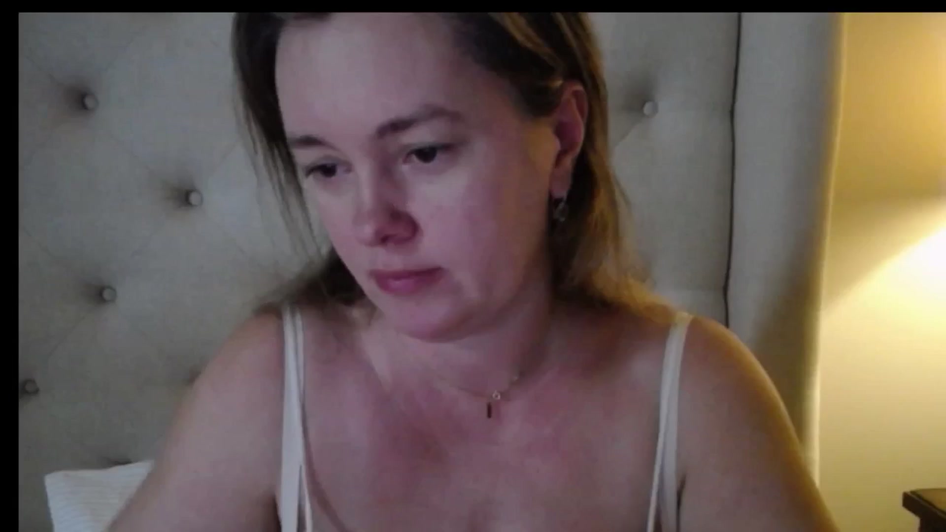 Gallery image thumbnail from J0llye's myfreecams stream on, 12/29/2025, 20:43 image 1 of 20