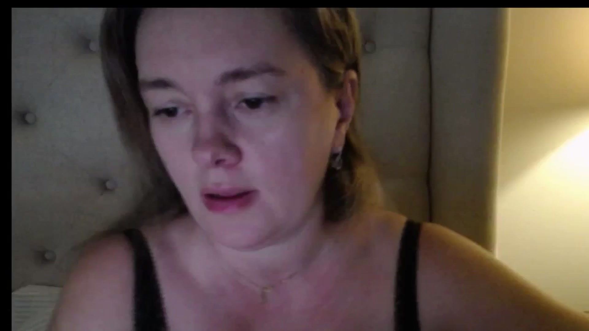 Gallery image thumbnail from J0llye's myfreecams stream on, 12/30/2025, 21:21 image 20 of 20