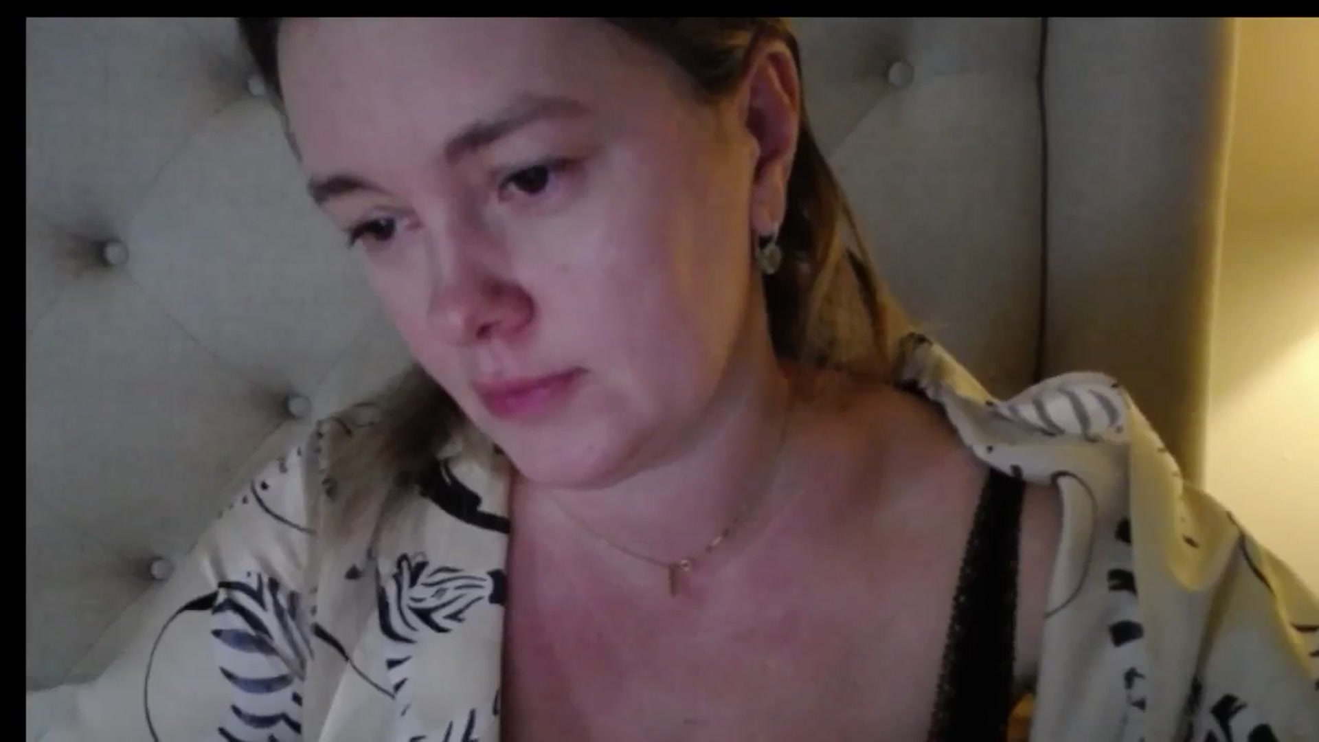 Gallery image thumbnail from J0llye's myfreecams stream on, 12/31/2025, 21:03 image 16 of 20