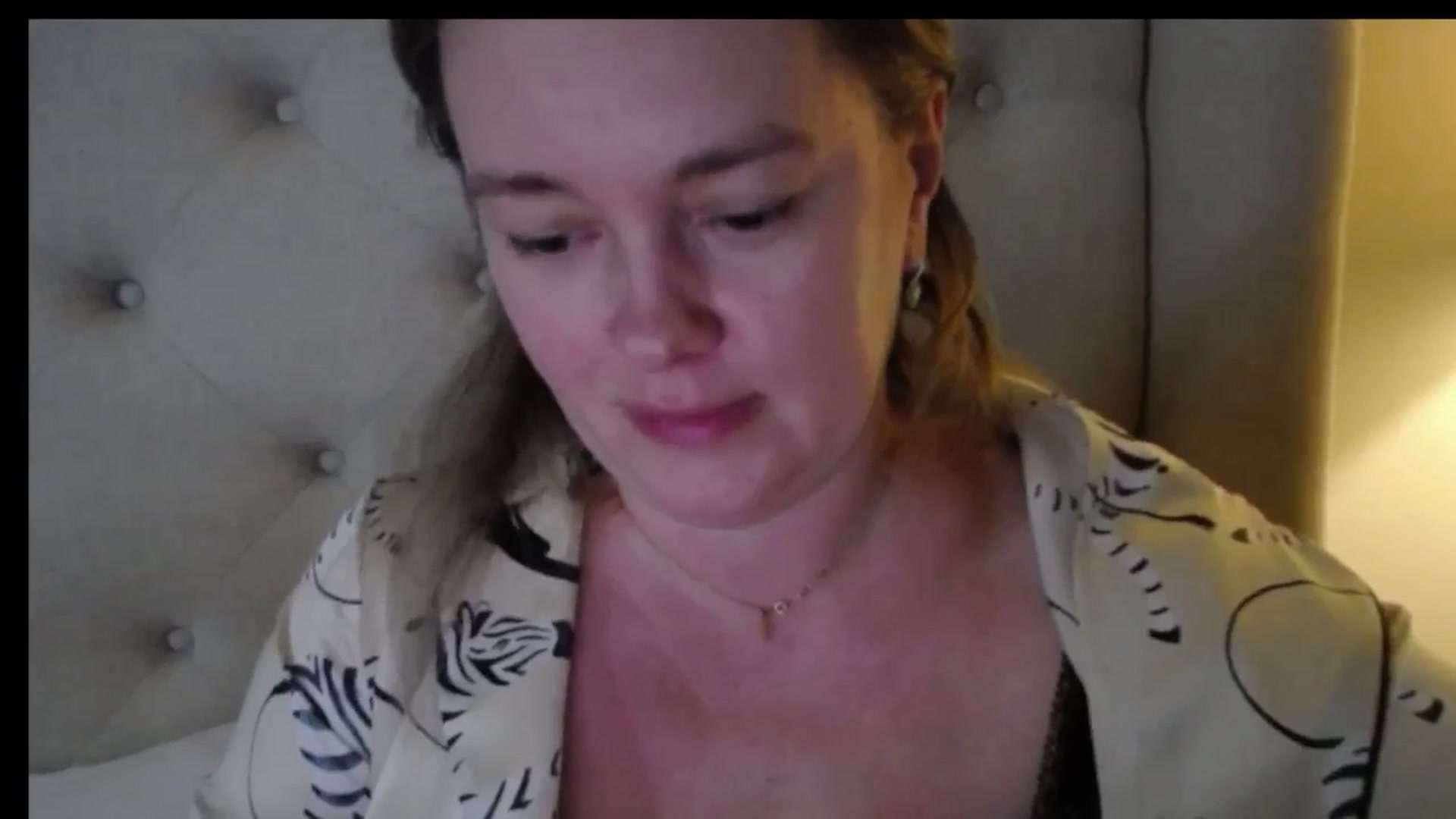 Gallery image thumbnail from J0llye's myfreecams stream on, 12/31/2025, 21:03 image 18 of 20
