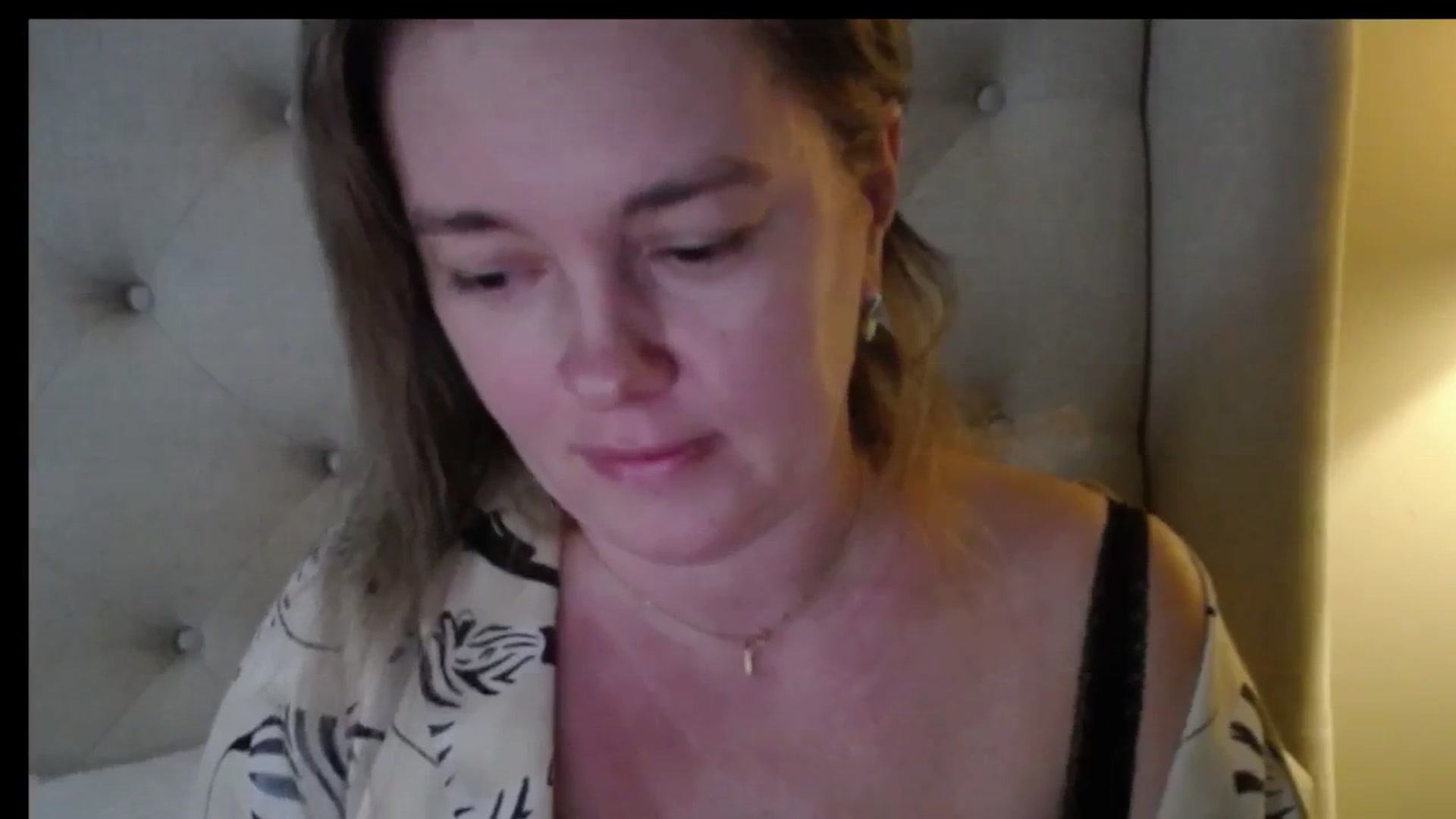 Gallery image thumbnail from J0llye's myfreecams stream on, 12/31/2025, 21:03 image 13 of 20