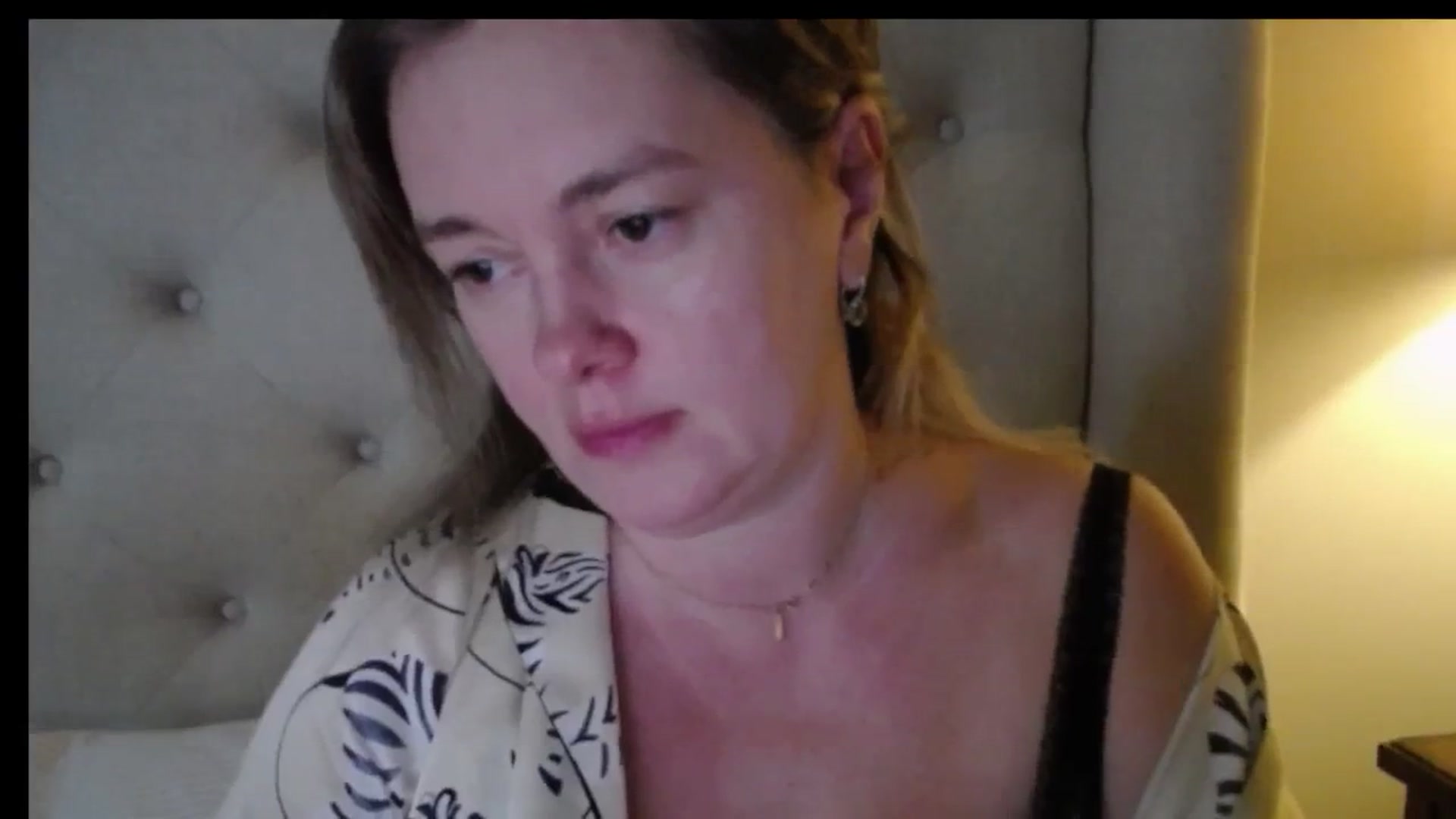 Gallery image thumbnail from J0llye's myfreecams stream on, 12/31/2025, 21:03 image 3 of 20
