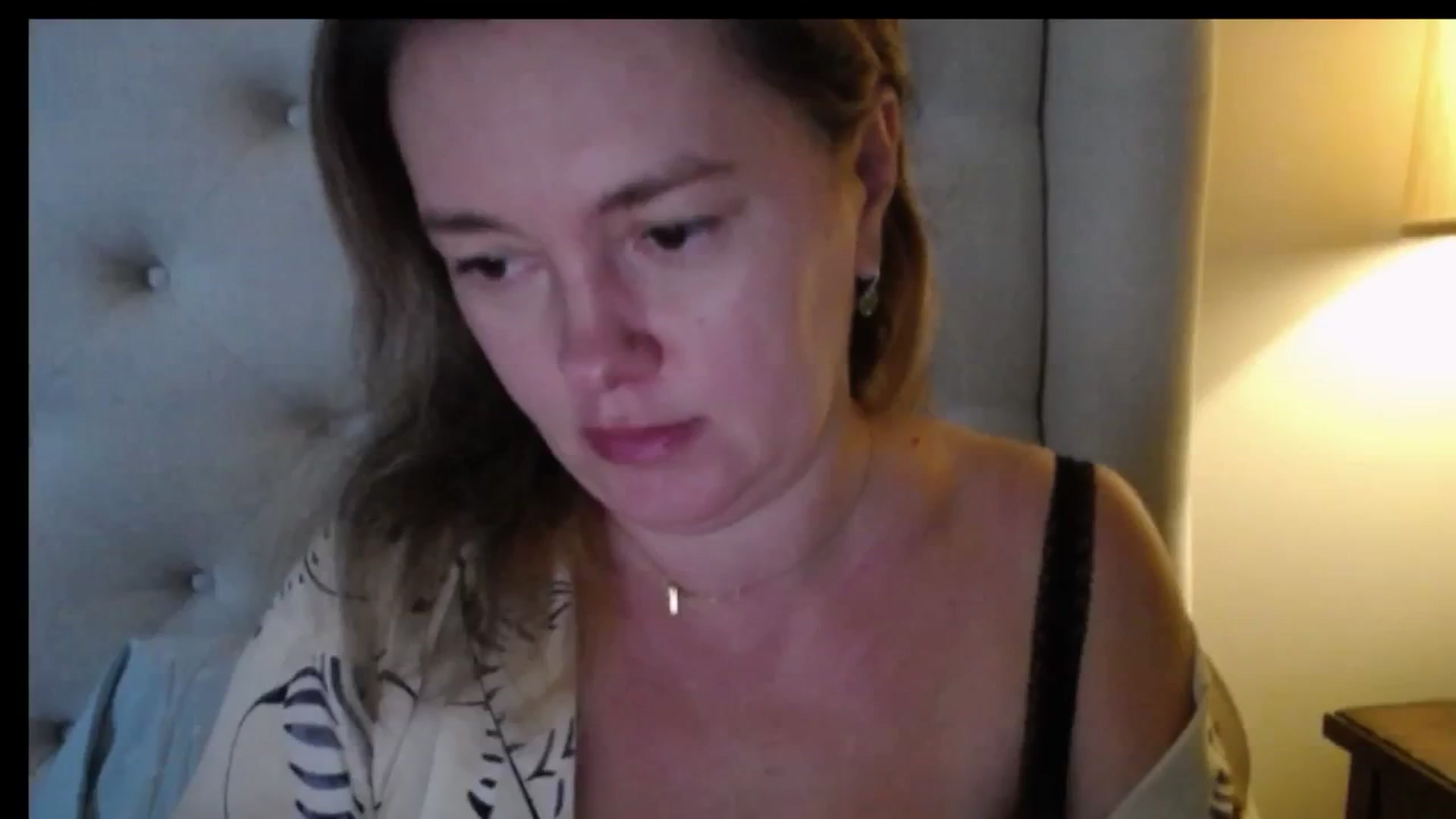 Gallery image thumbnail from J0llye's myfreecams stream on, 01/06/2026, 16:05 image 1 of 20