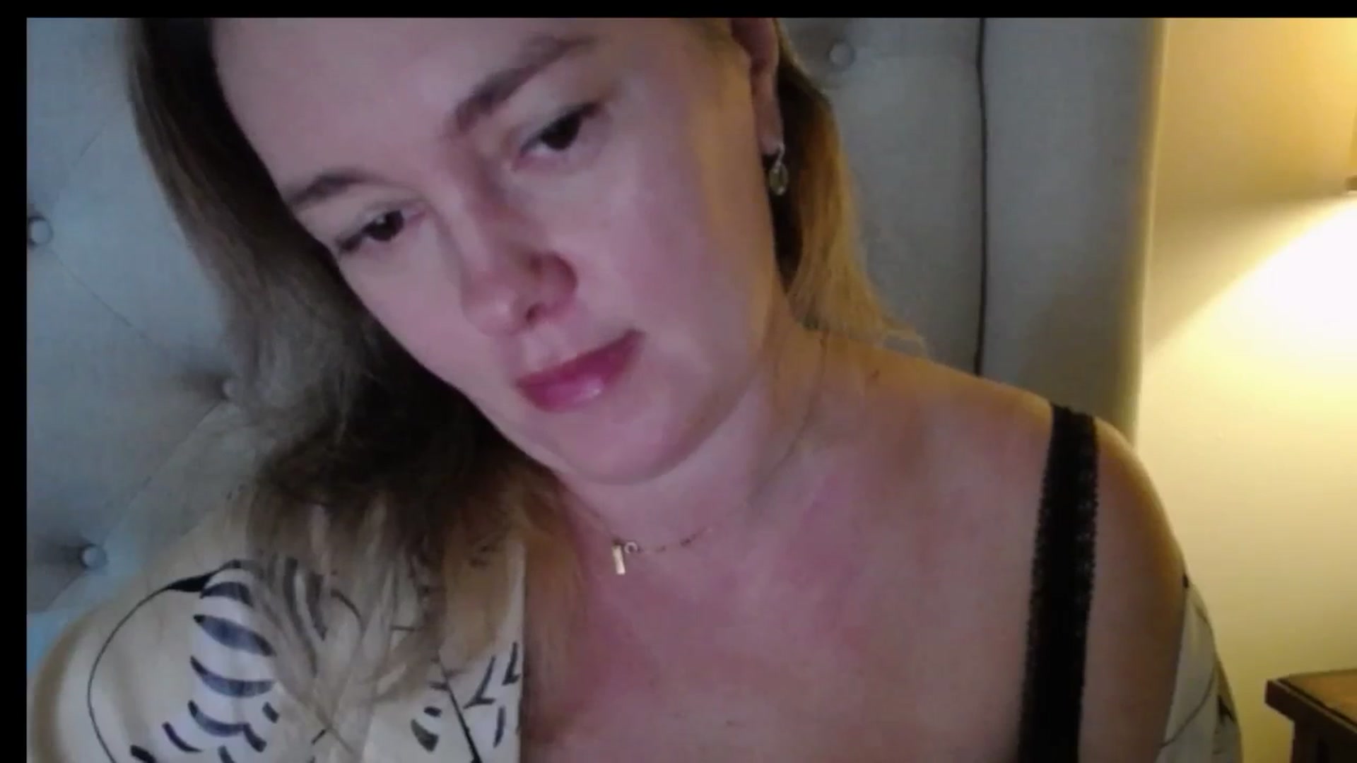 Gallery image thumbnail from J0llye's myfreecams stream on, 01/06/2026, 16:05 image 12 of 20