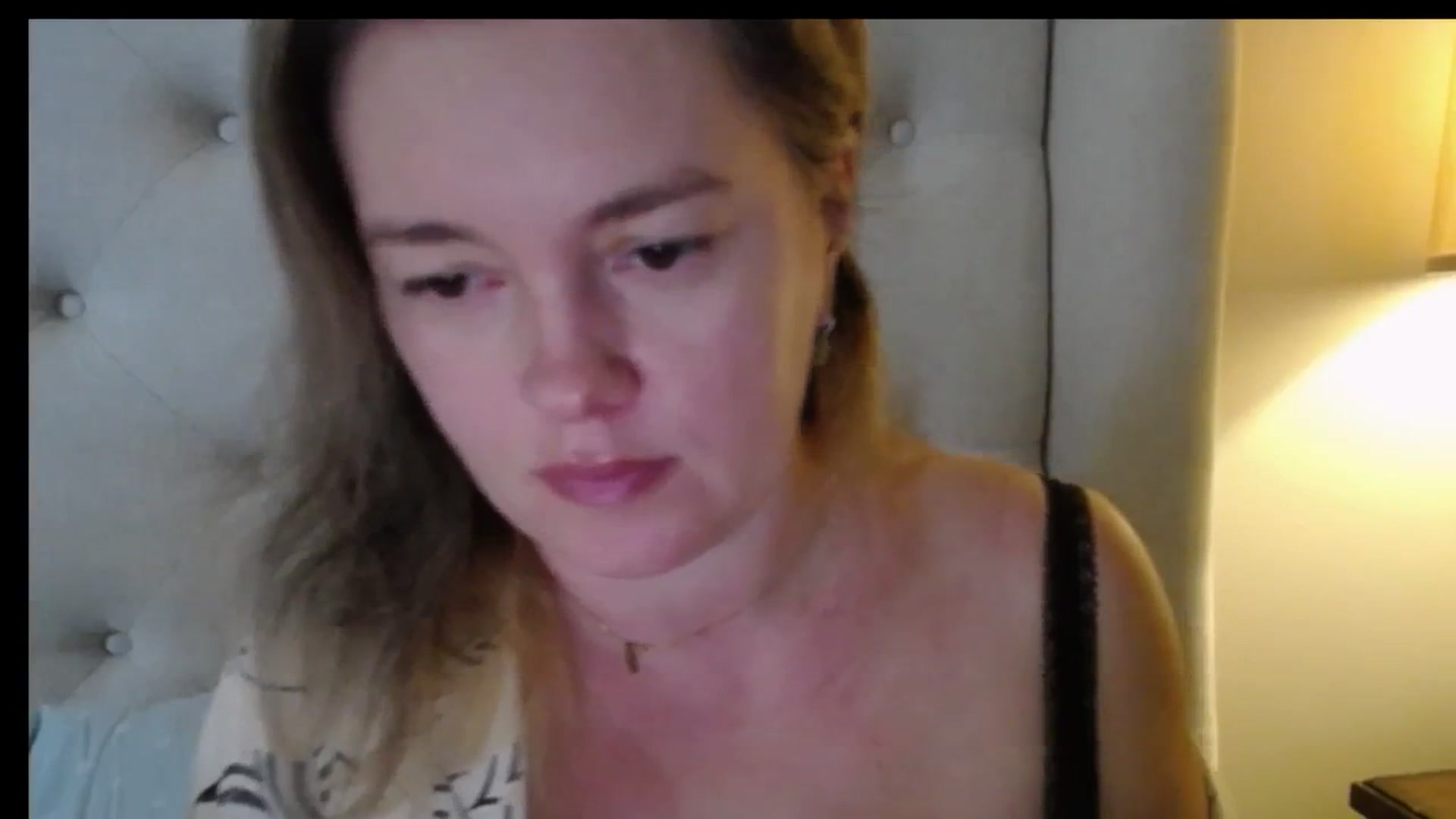 Gallery image thumbnail from J0llye's myfreecams stream on, 01/06/2026, 16:05 image 15 of 20