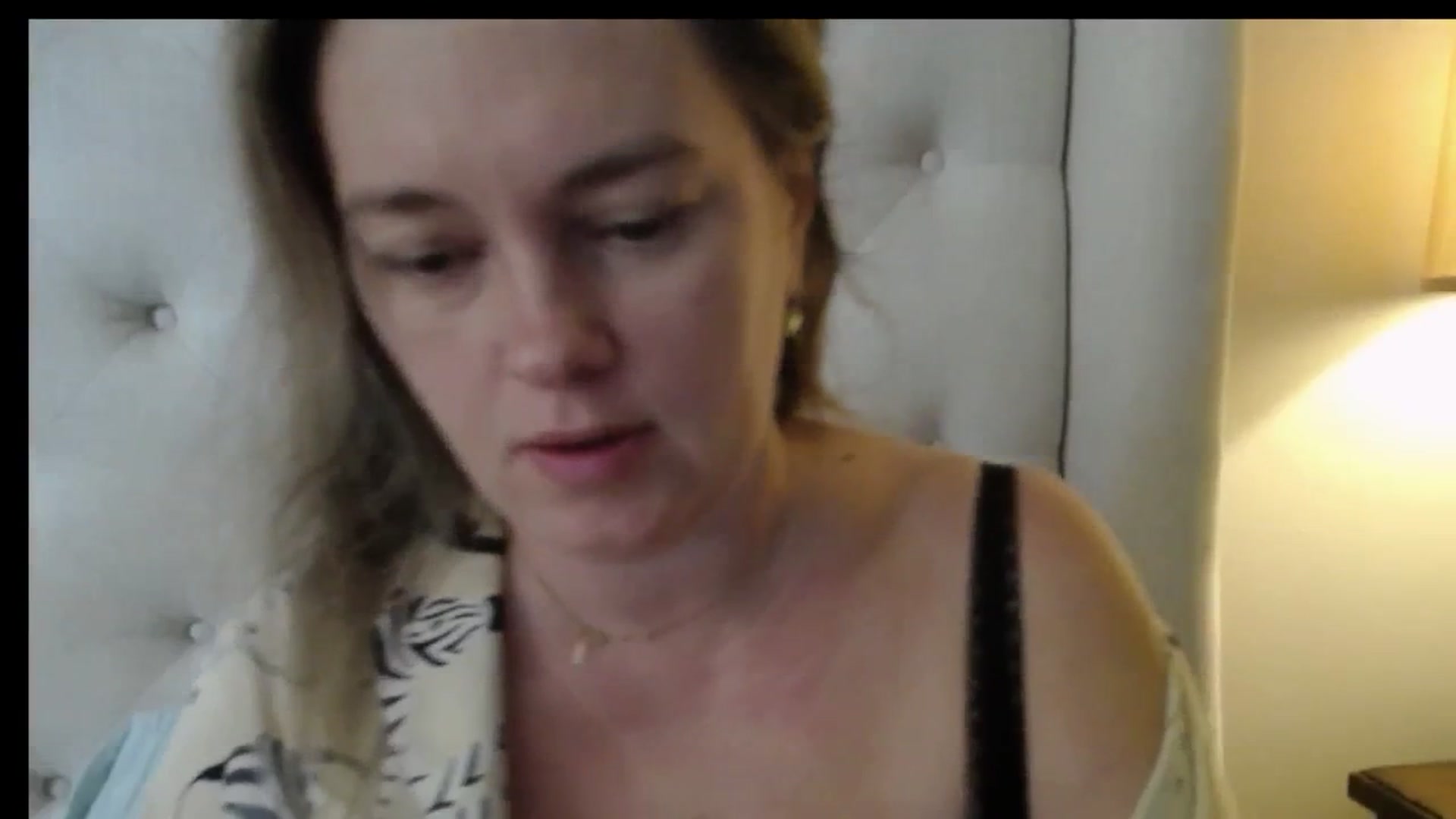 Gallery image thumbnail from J0llye's myfreecams stream on, 01/06/2026, 17:03 image 3 of 20