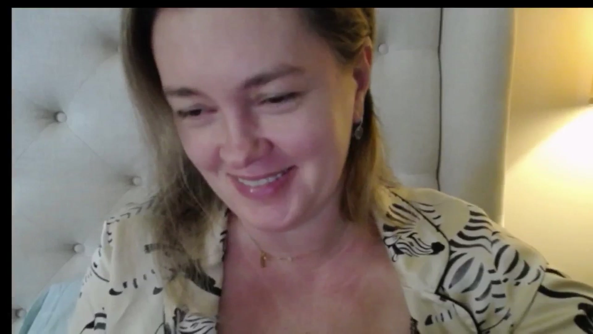 Gallery image thumbnail from J0llye's myfreecams stream on, 01/06/2026, 17:03 image 11 of 20