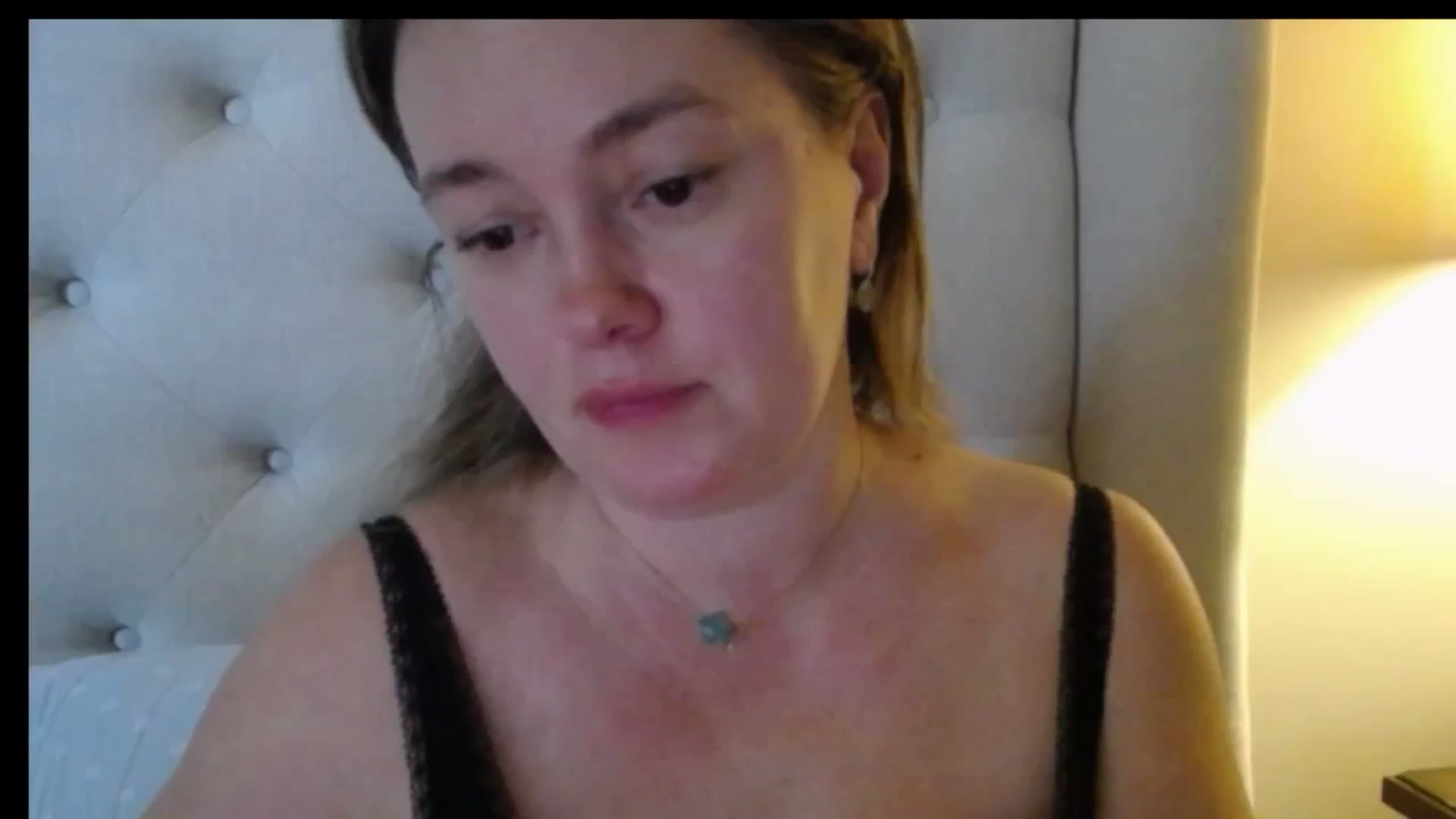 Gallery image thumbnail from J0llye's myfreecams stream on, 01/06/2026, 20:30 image 18 of 20
