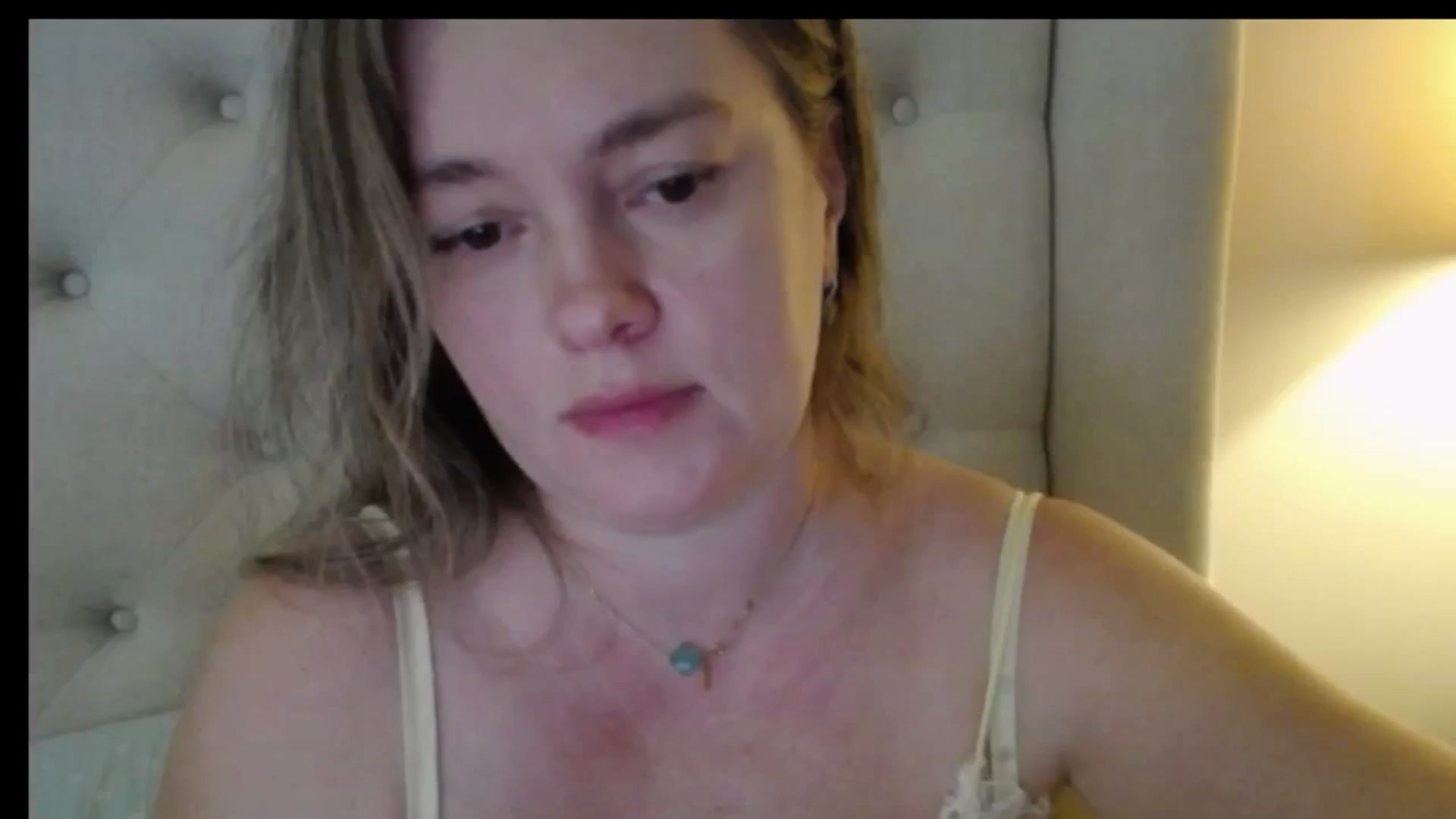 Gallery image thumbnail from J0llye's myfreecams stream on, 01/07/2026, 17:07 image 20 of 20