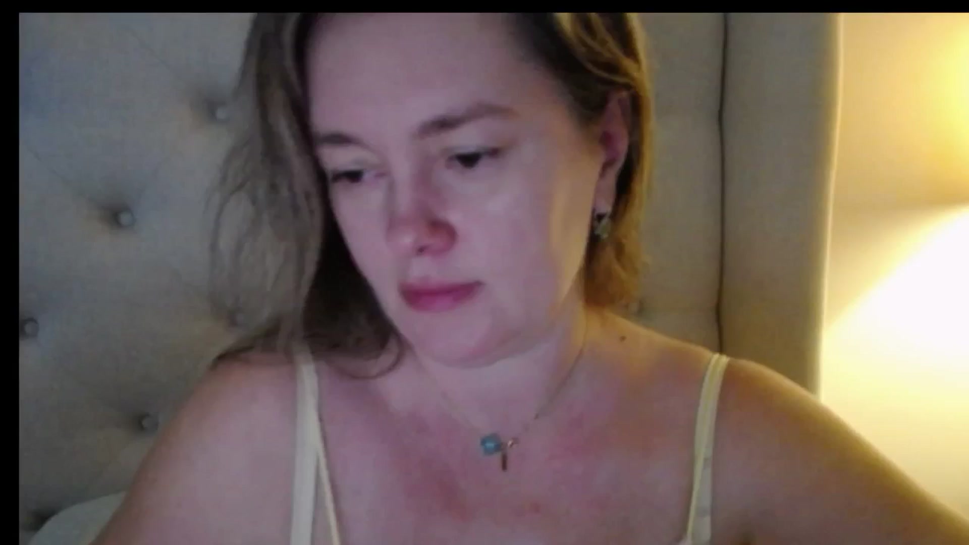 Gallery image thumbnail from J0llye's myfreecams stream on, 01/07/2026, 17:07 image 1 of 20