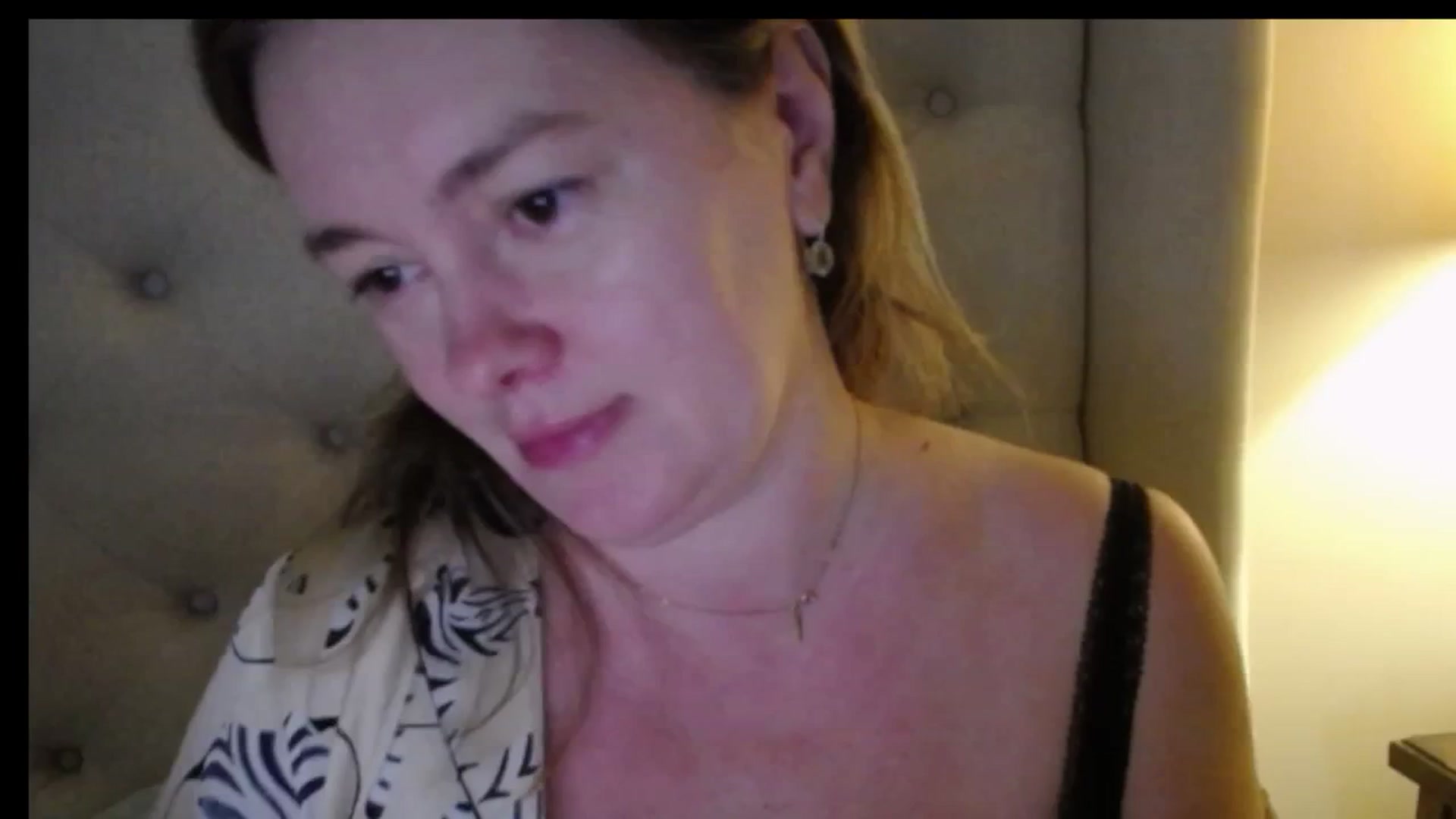 Gallery image thumbnail from J0llye's myfreecams stream on, 01/08/2026, 15:56 image 2 of 20