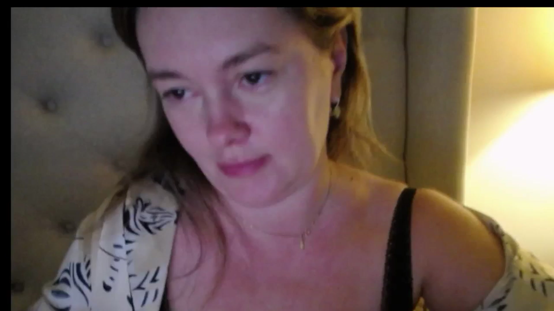 Gallery image thumbnail from J0llye's myfreecams stream on, 01/08/2026, 15:56 image 16 of 20