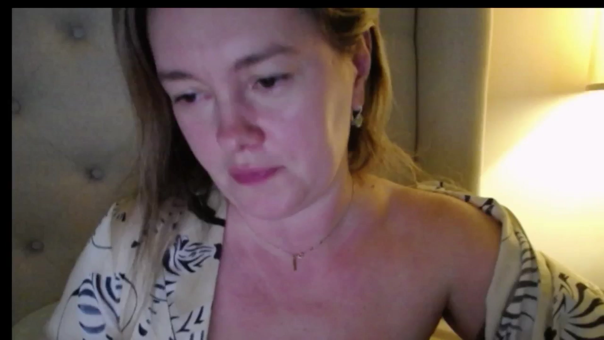 Gallery image thumbnail from J0llye's myfreecams stream on, 01/08/2026, 16:51 image 17 of 20