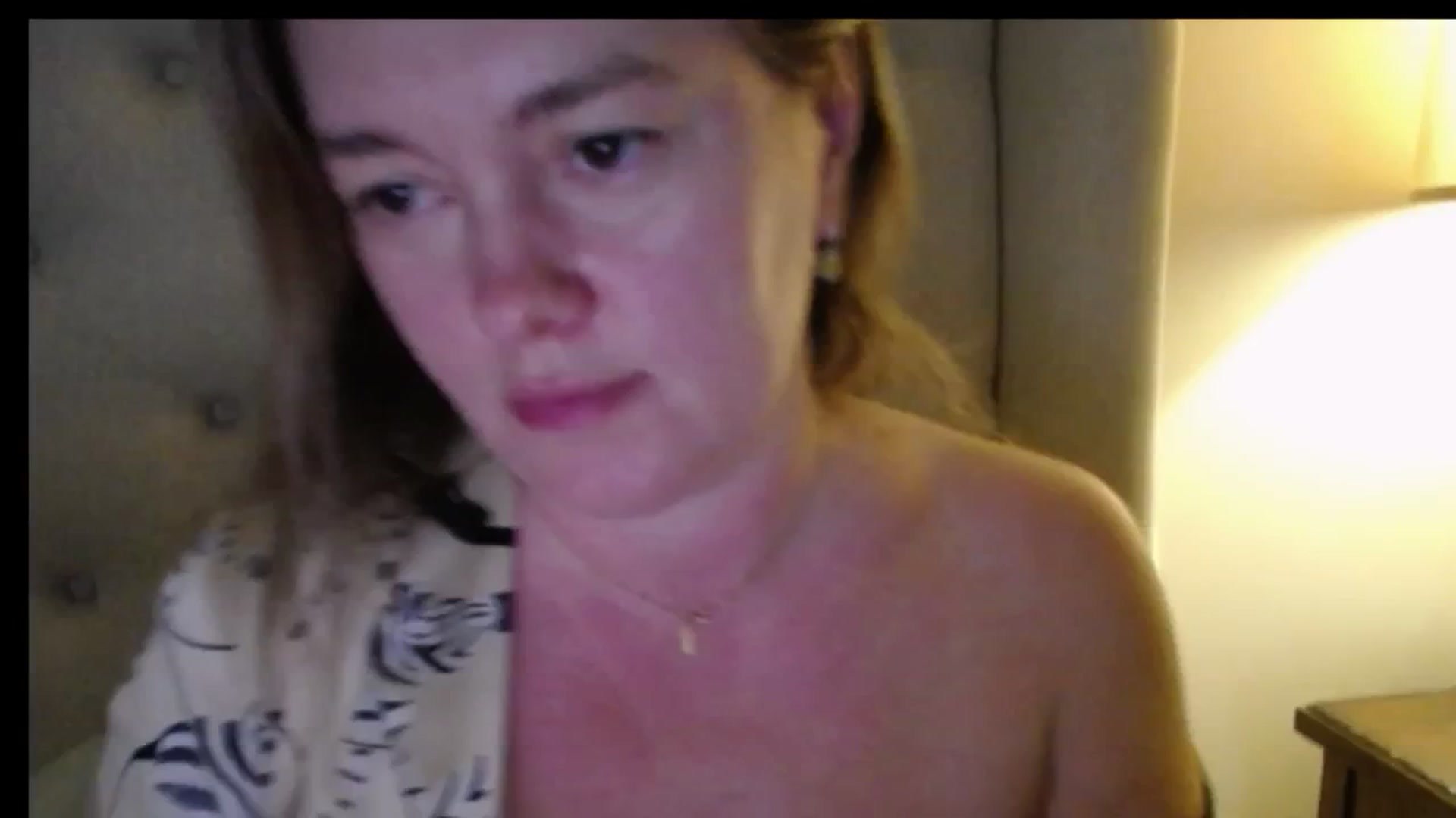 Gallery image thumbnail from J0llye's myfreecams stream on, 01/08/2026, 16:51 image 14 of 20