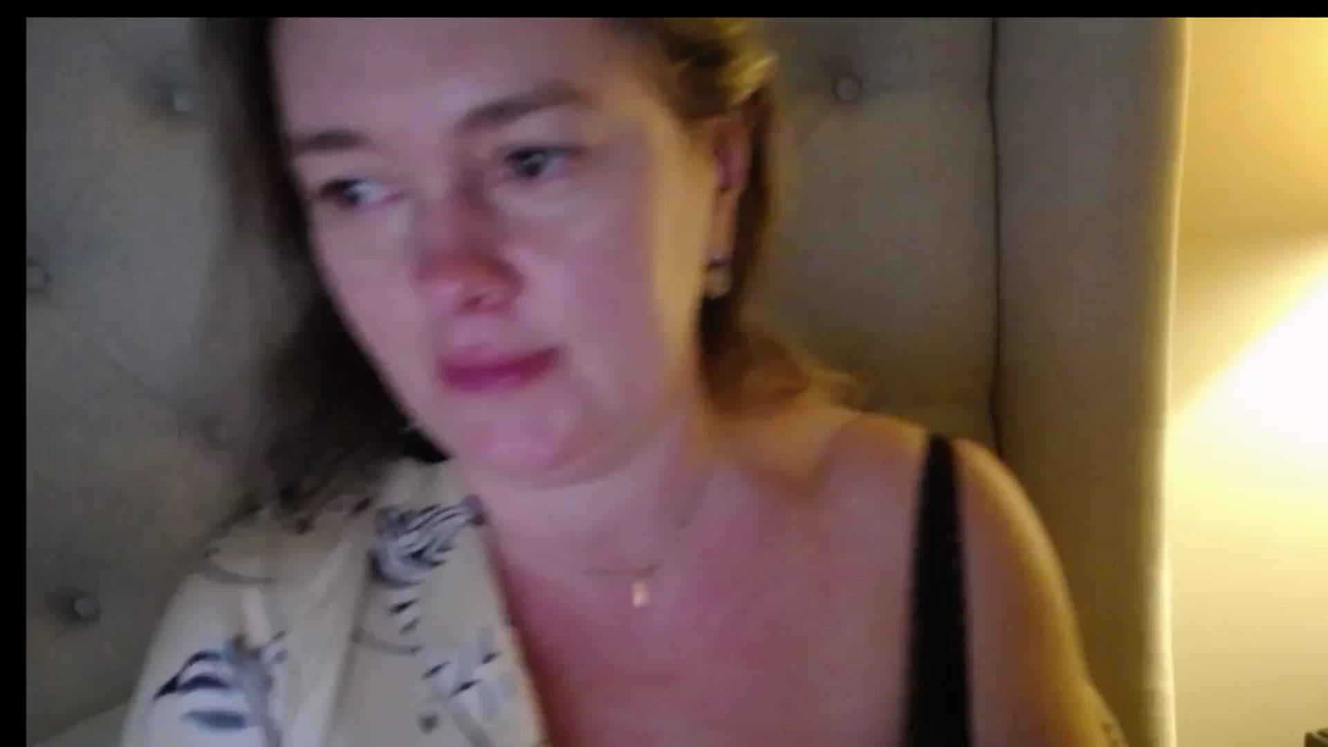 Gallery image thumbnail from J0llye's myfreecams stream on, 01/08/2026, 20:34 image 16 of 20
