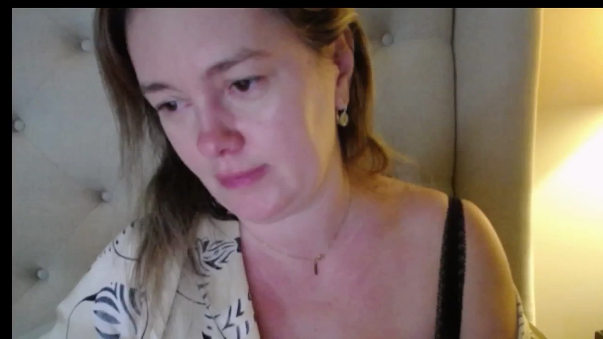 Gallery image thumbnail from J0llye's myfreecams stream on, 01/08/2026, 20:34 image 12 of 20