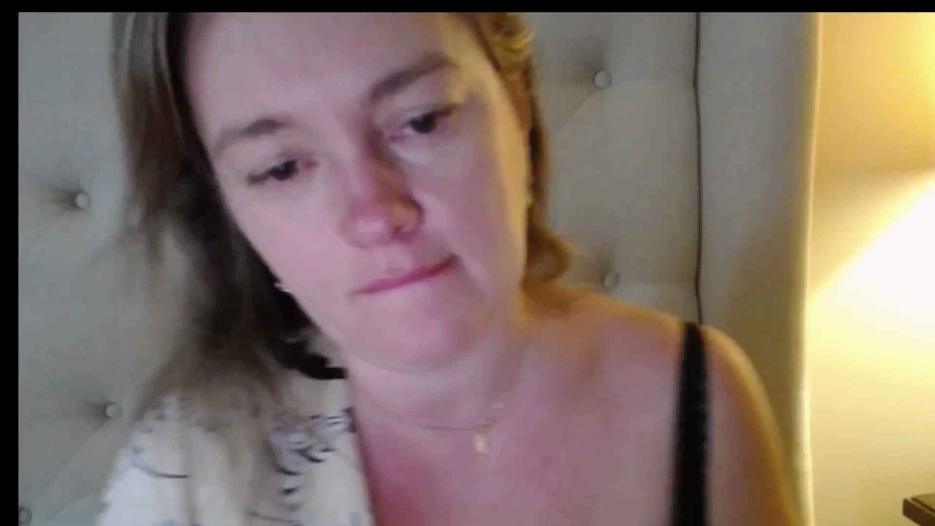 Gallery image thumbnail from J0llye's myfreecams stream on, 01/08/2026, 20:34 image 6 of 20