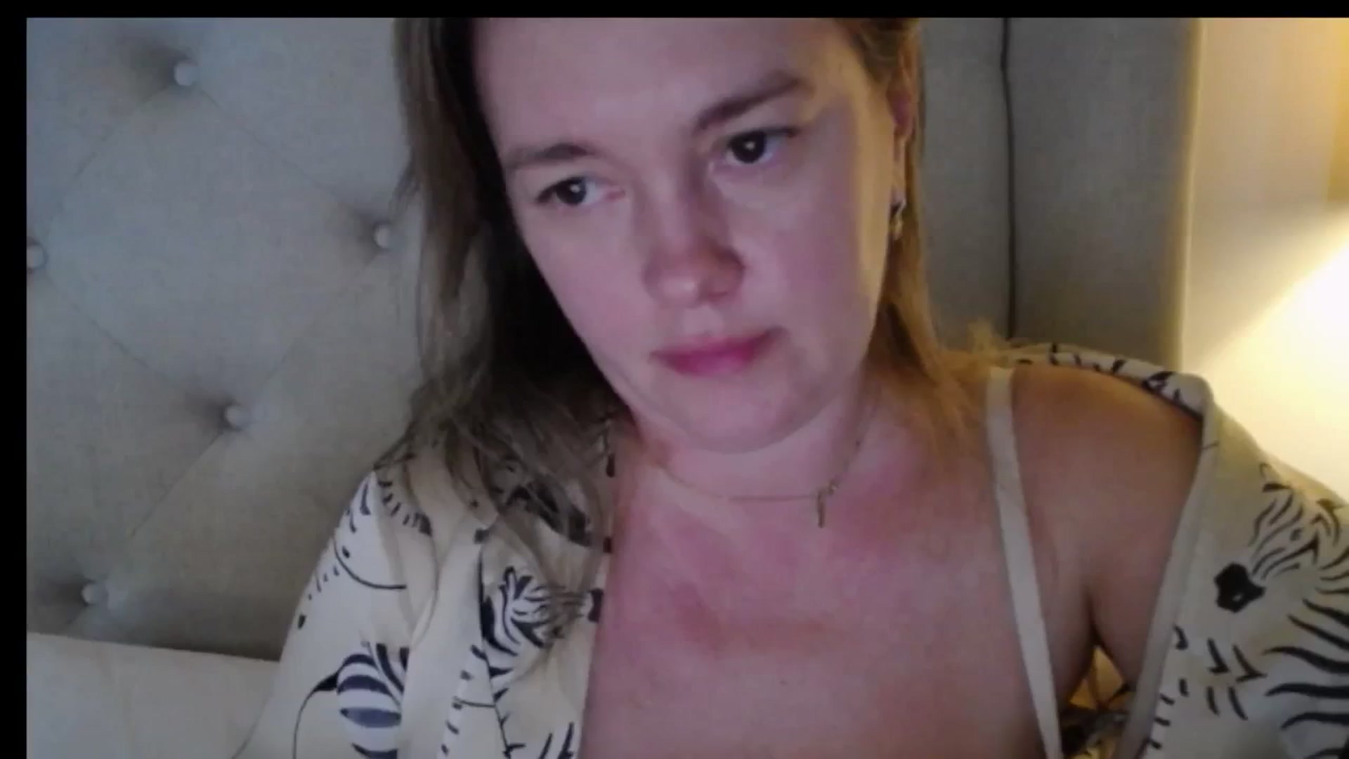 Gallery image thumbnail from J0llye's myfreecams stream on, 01/09/2026, 20:37 image 7 of 20