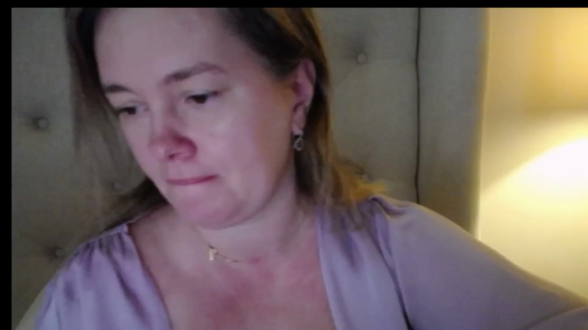 Gallery image thumbnail from J0llye's myfreecams stream on, 01/13/2026, 16:57 image 18 of 20