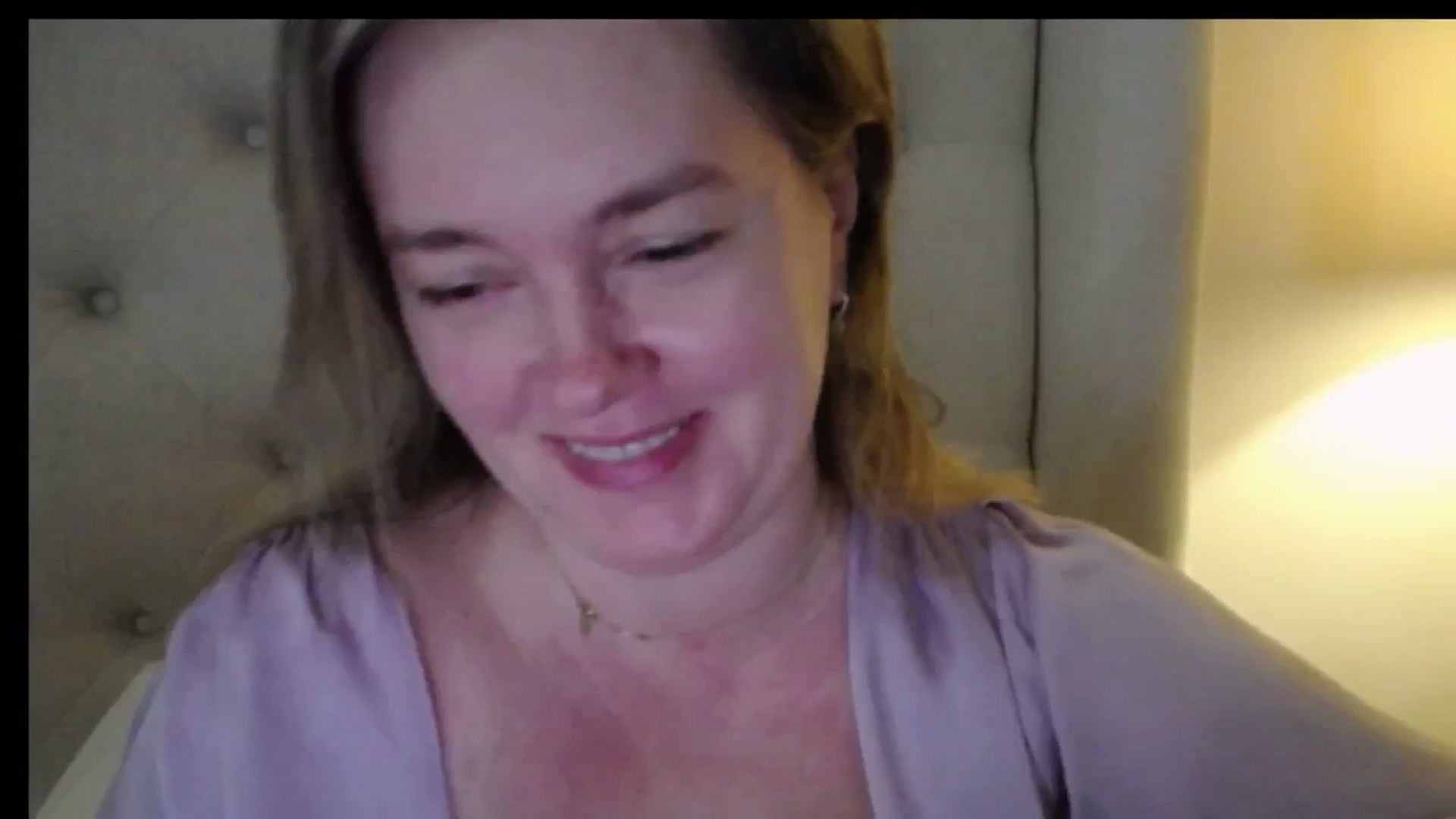 Gallery image thumbnail from J0llye's myfreecams stream on, 01/13/2026, 16:57 image 19 of 20