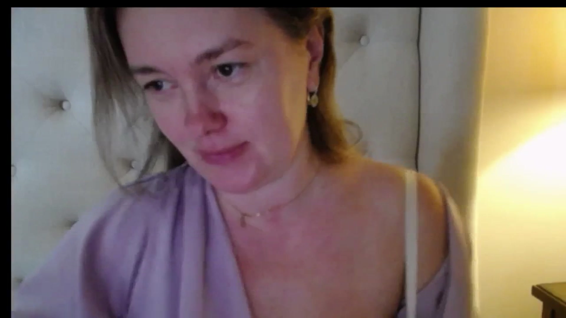 Gallery image thumbnail from J0llye's myfreecams stream on, 01/13/2026, 20:36 image 6 of 20