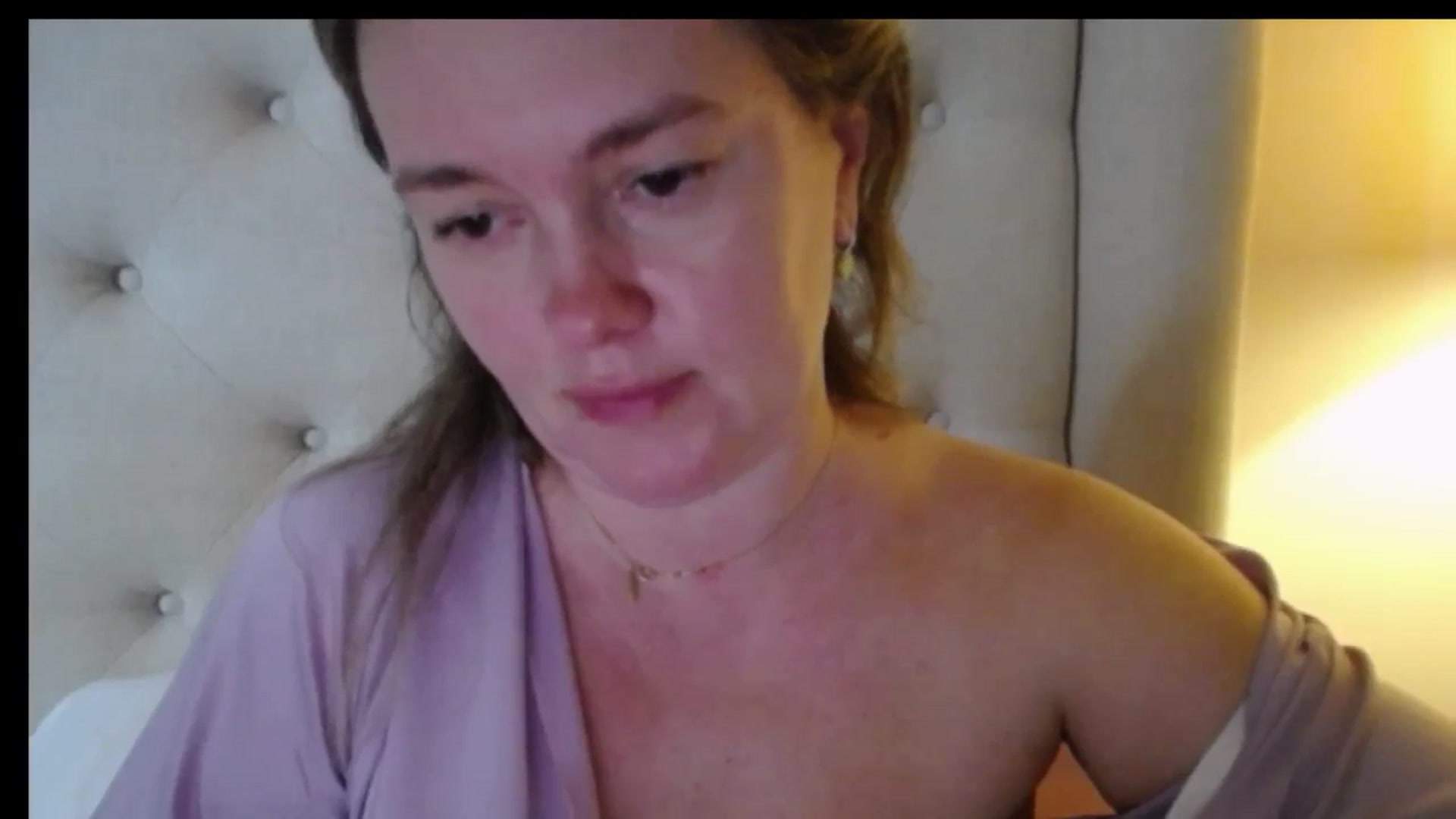 Gallery image thumbnail from J0llye's myfreecams stream on, 01/13/2026, 20:36 image 19 of 20
