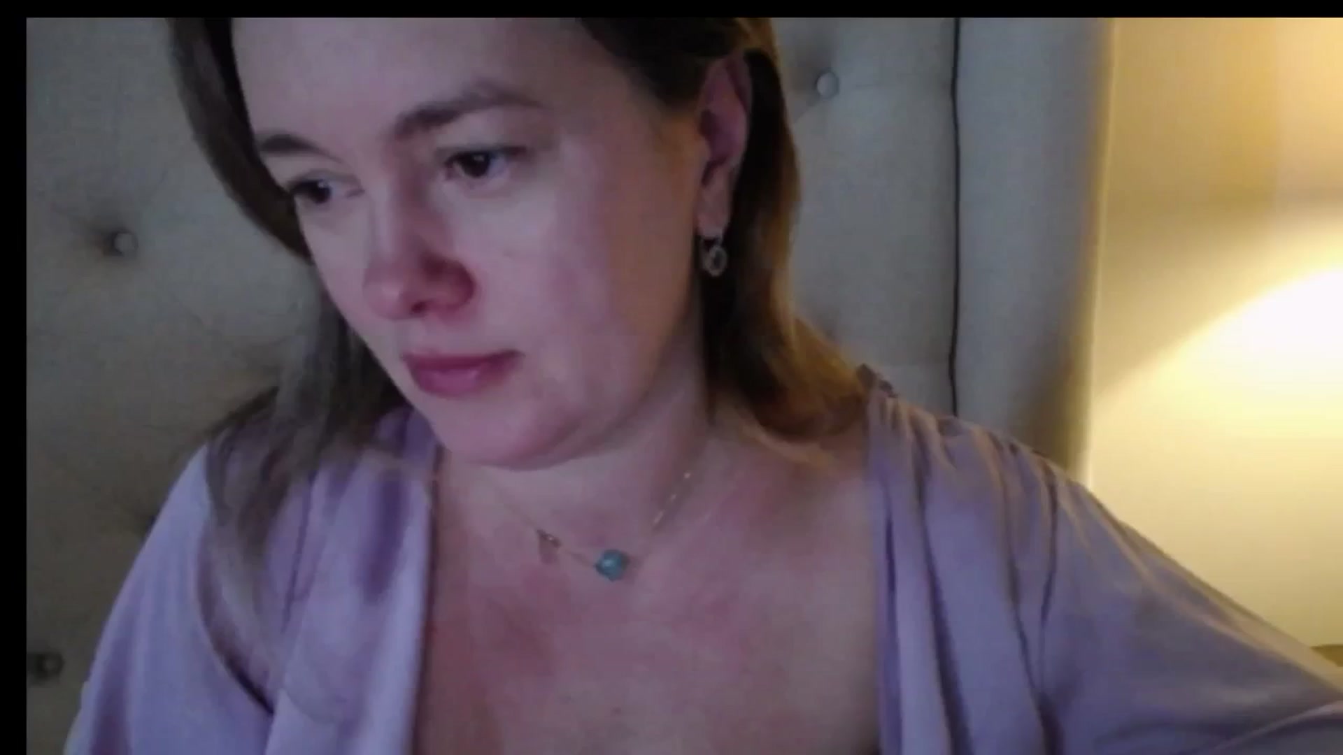 Gallery image thumbnail from J0llye's myfreecams stream on, 01/14/2026, 16:45 image 1 of 20