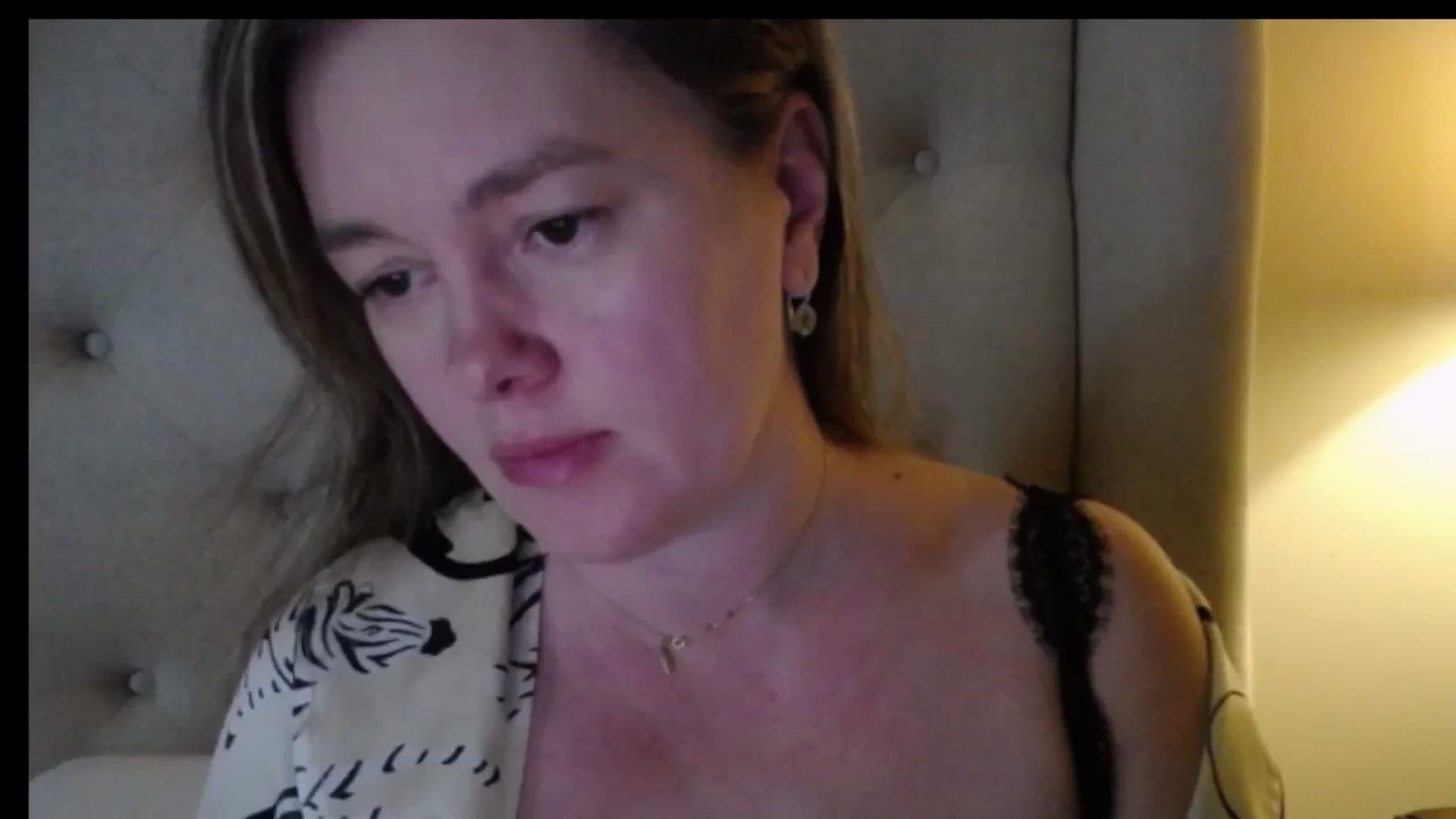Gallery image thumbnail from J0llye's myfreecams stream on, 01/17/2026, 20:44 image 9 of 20