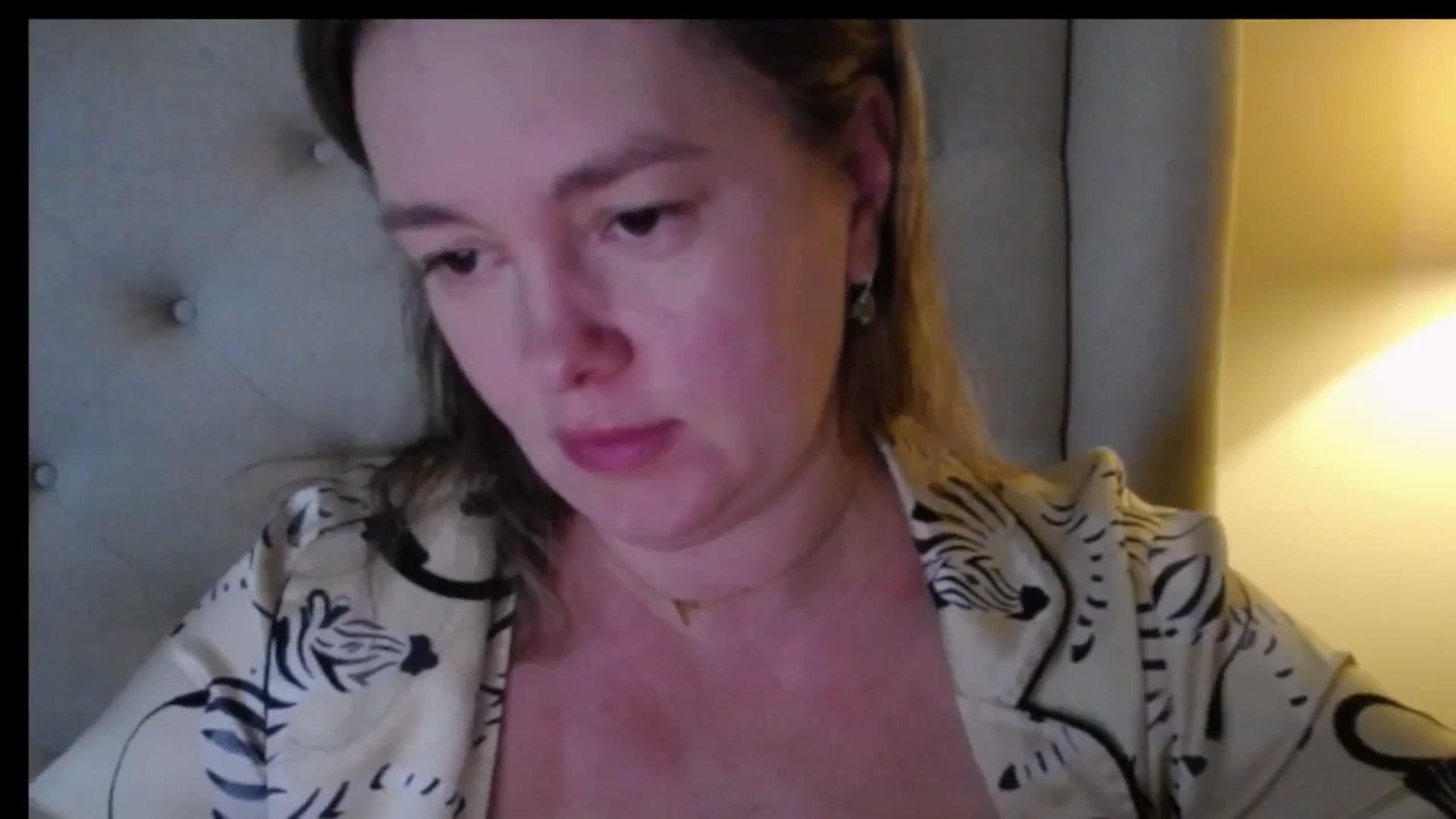 Gallery image thumbnail from J0llye's myfreecams stream on, 01/17/2026, 20:44 image 4 of 20