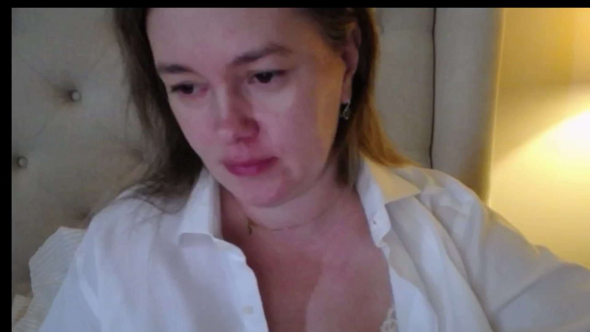 Gallery image thumbnail from J0llye's myfreecams stream on, 01/21/2026, 16:04 image 9 of 20