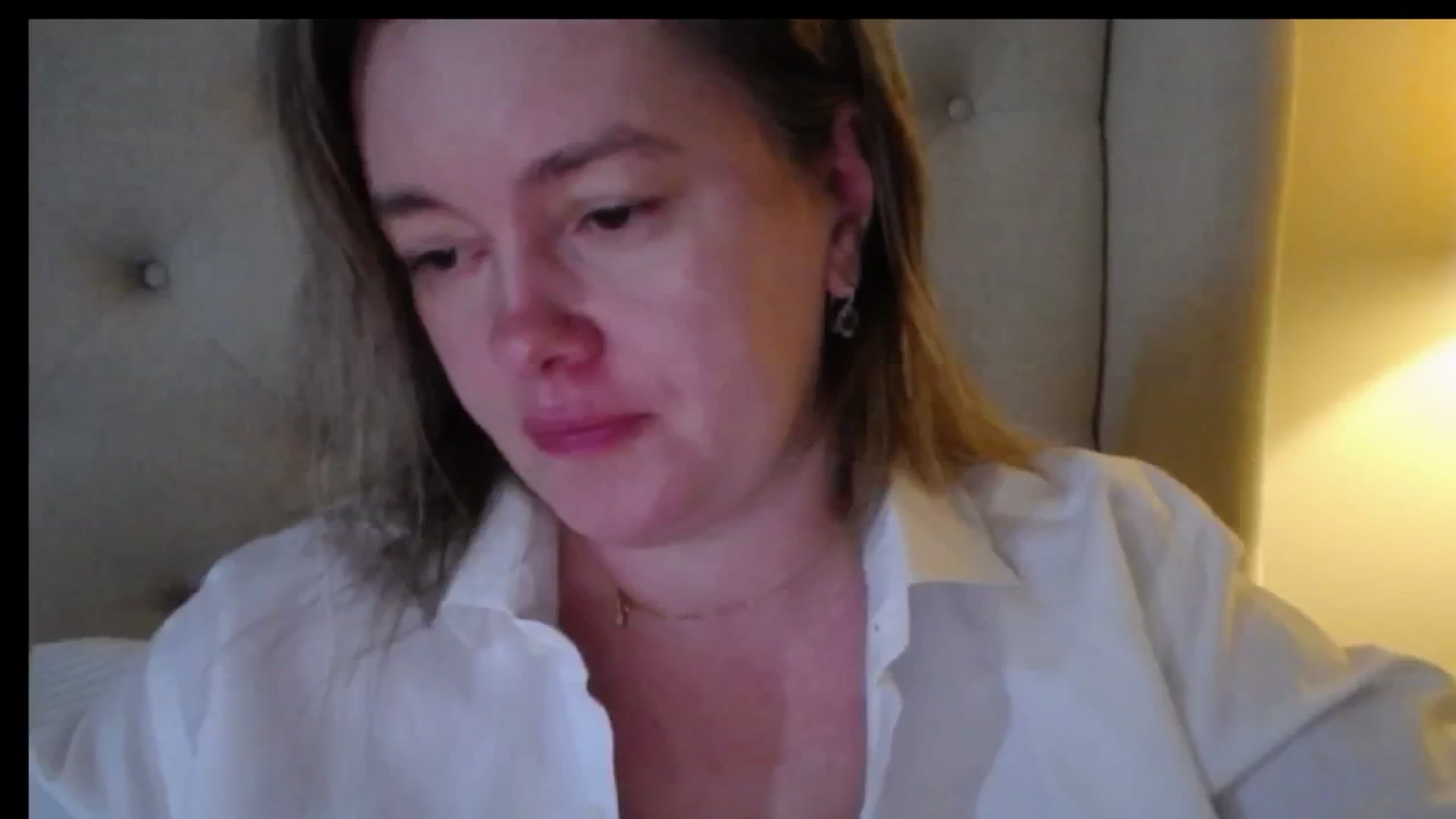 Gallery image thumbnail from J0llye's myfreecams stream on, 01/21/2026, 16:04 image 18 of 20