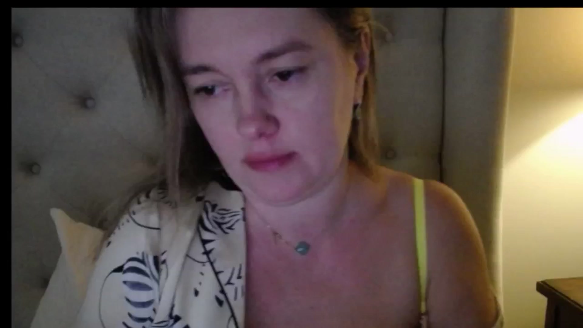 Gallery image thumbnail from J0llye's myfreecams stream on, 01/29/2026, 17:02 image 3 of 20