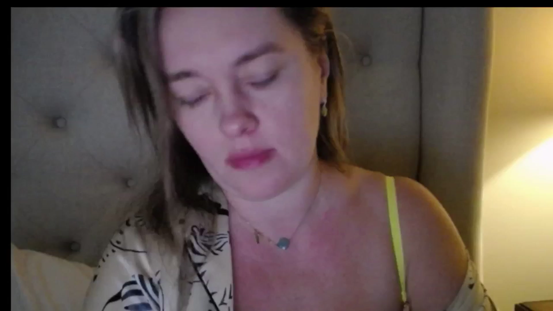 Gallery image thumbnail from J0llye's myfreecams stream on, 01/29/2026, 17:02 image 4 of 20